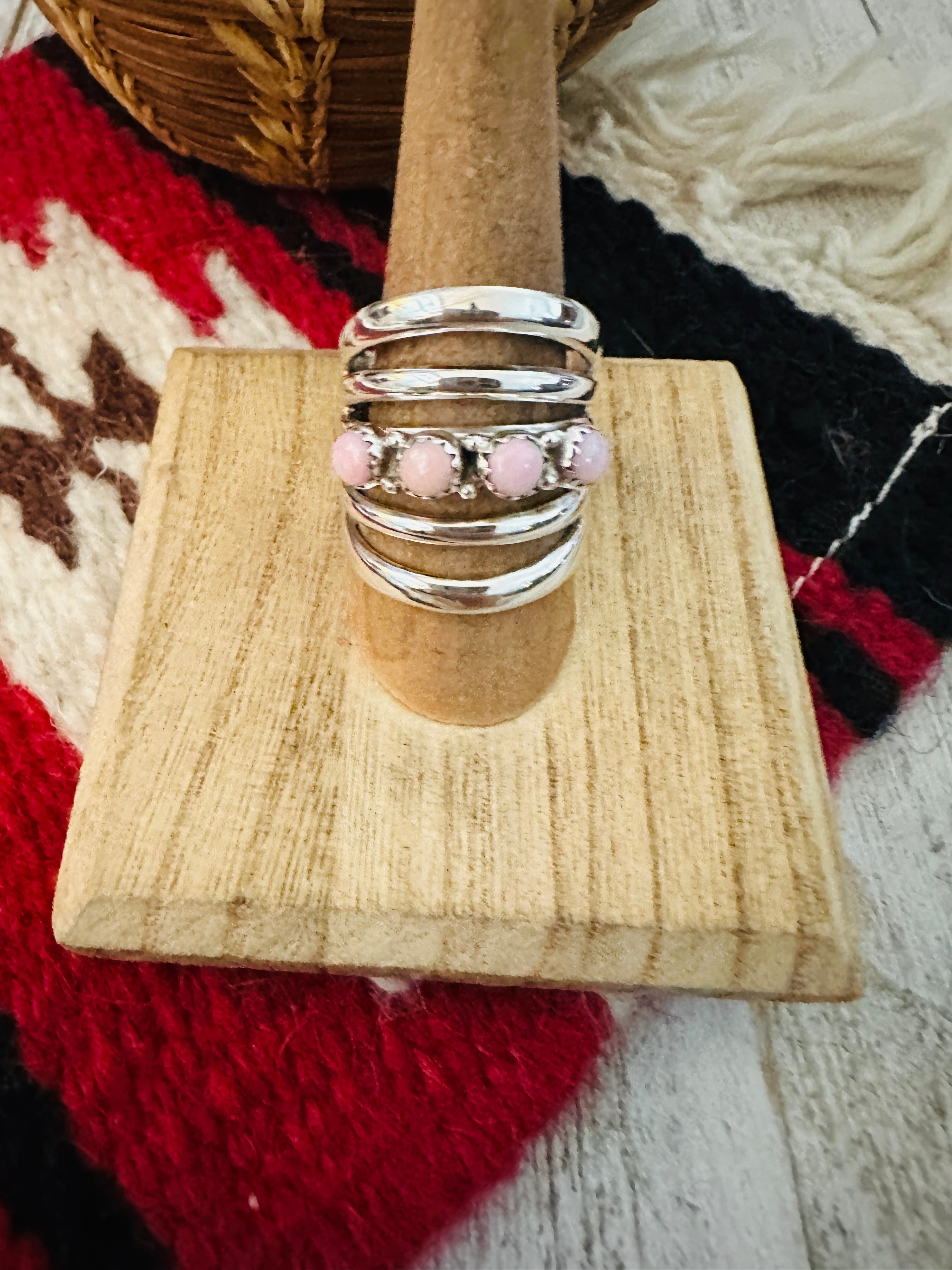 Navajo Queen Pink Conch & Sterling Silver Bar Ring