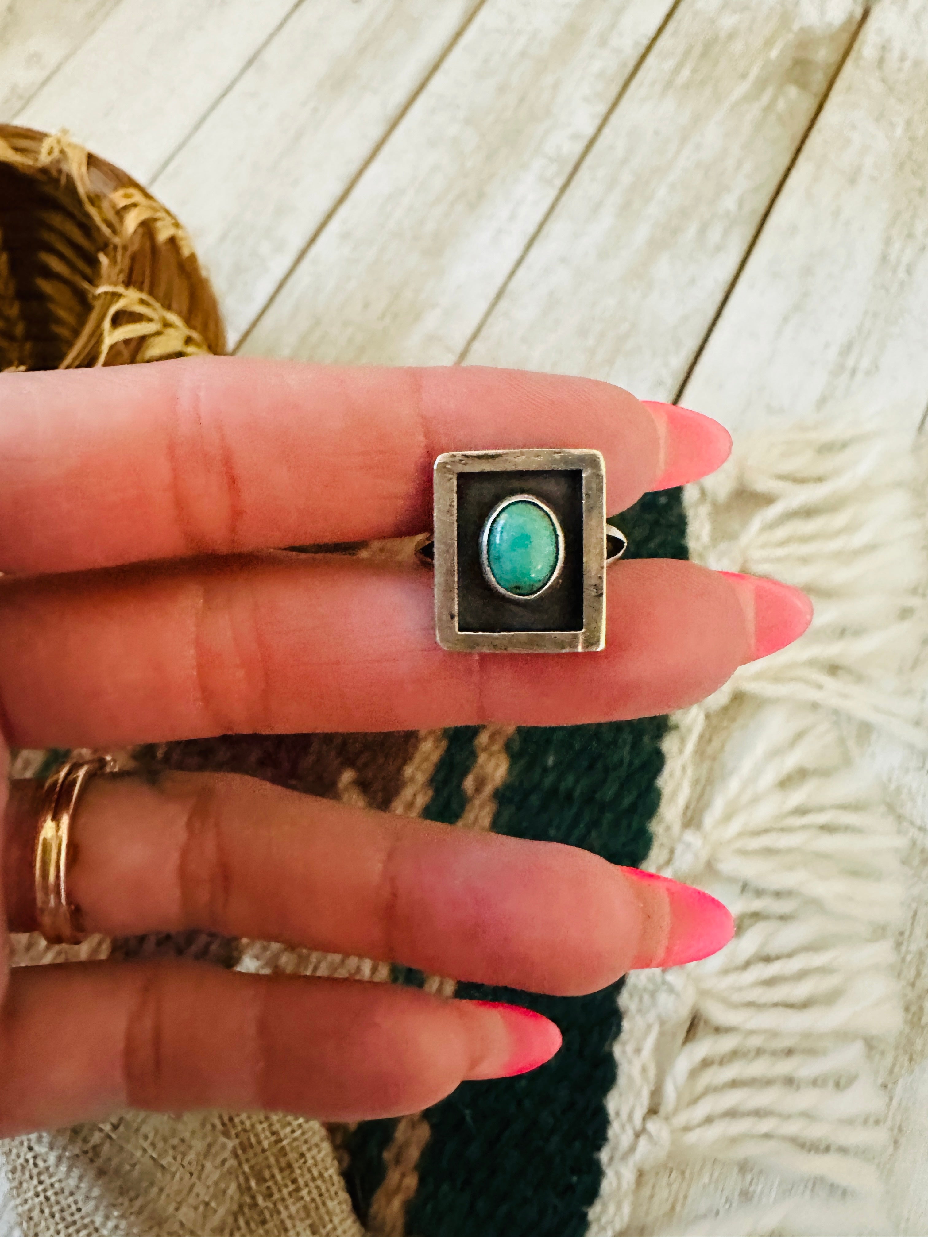 Handcrafted Old Pawn Sterling Silver & Turquoise Ring Size 6.25