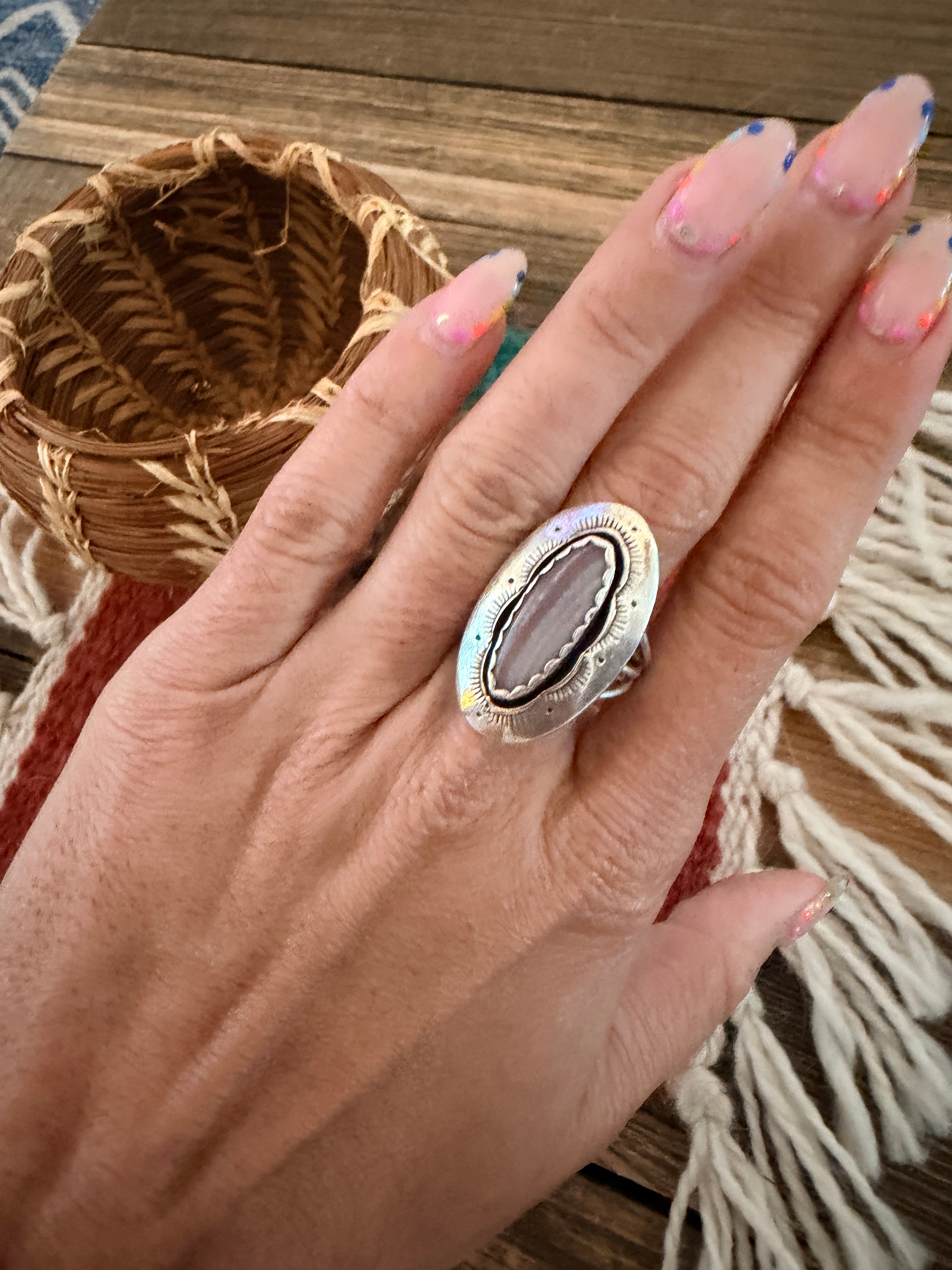 Old Pawn Handcrafted Wampum & Sterling Silver Ring Size 7.75