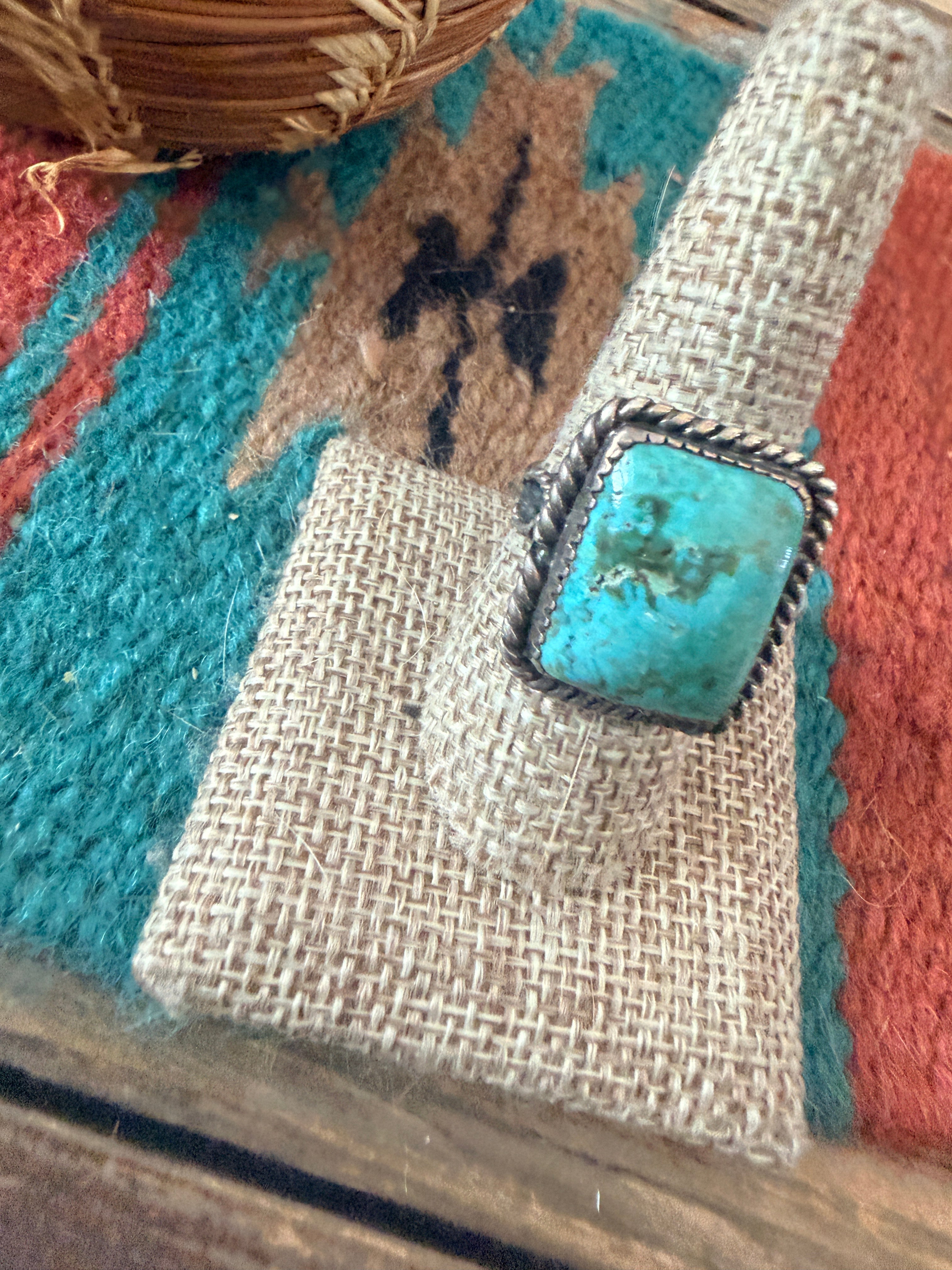 Old Pawn Handcrafted Turquoise & Sterling Silver Ring Size 8.75
