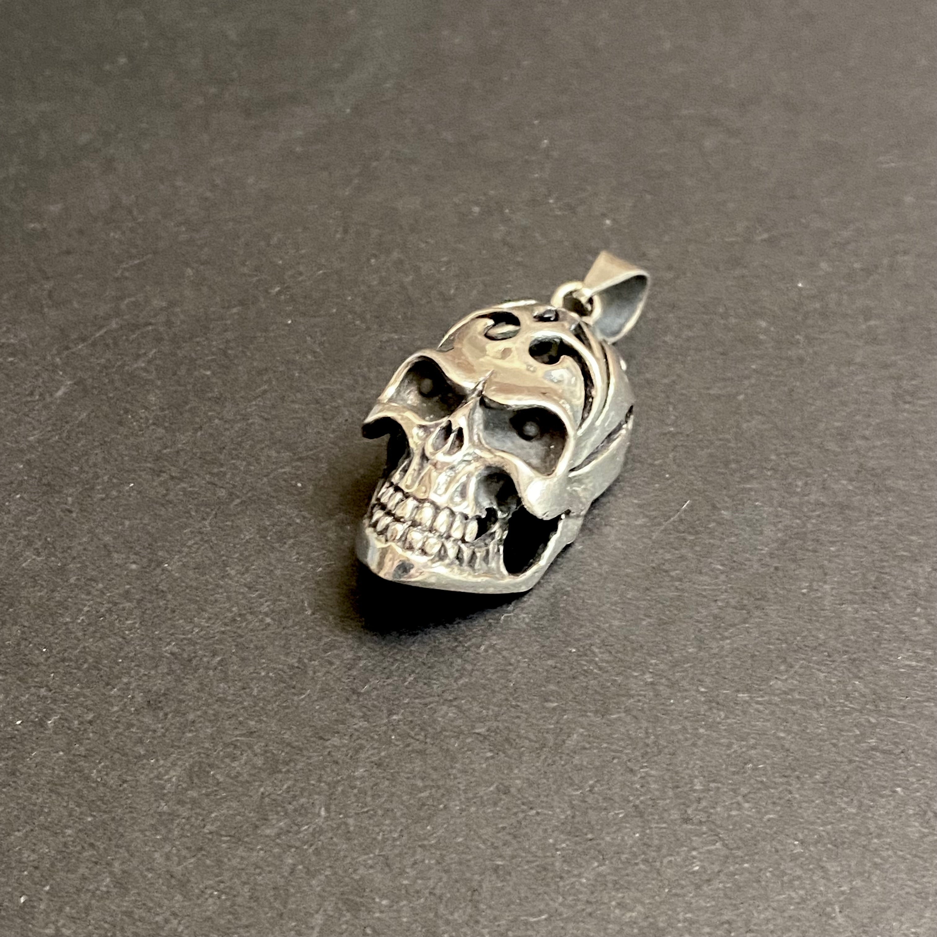Sterling Silver Etched Skull Pendant