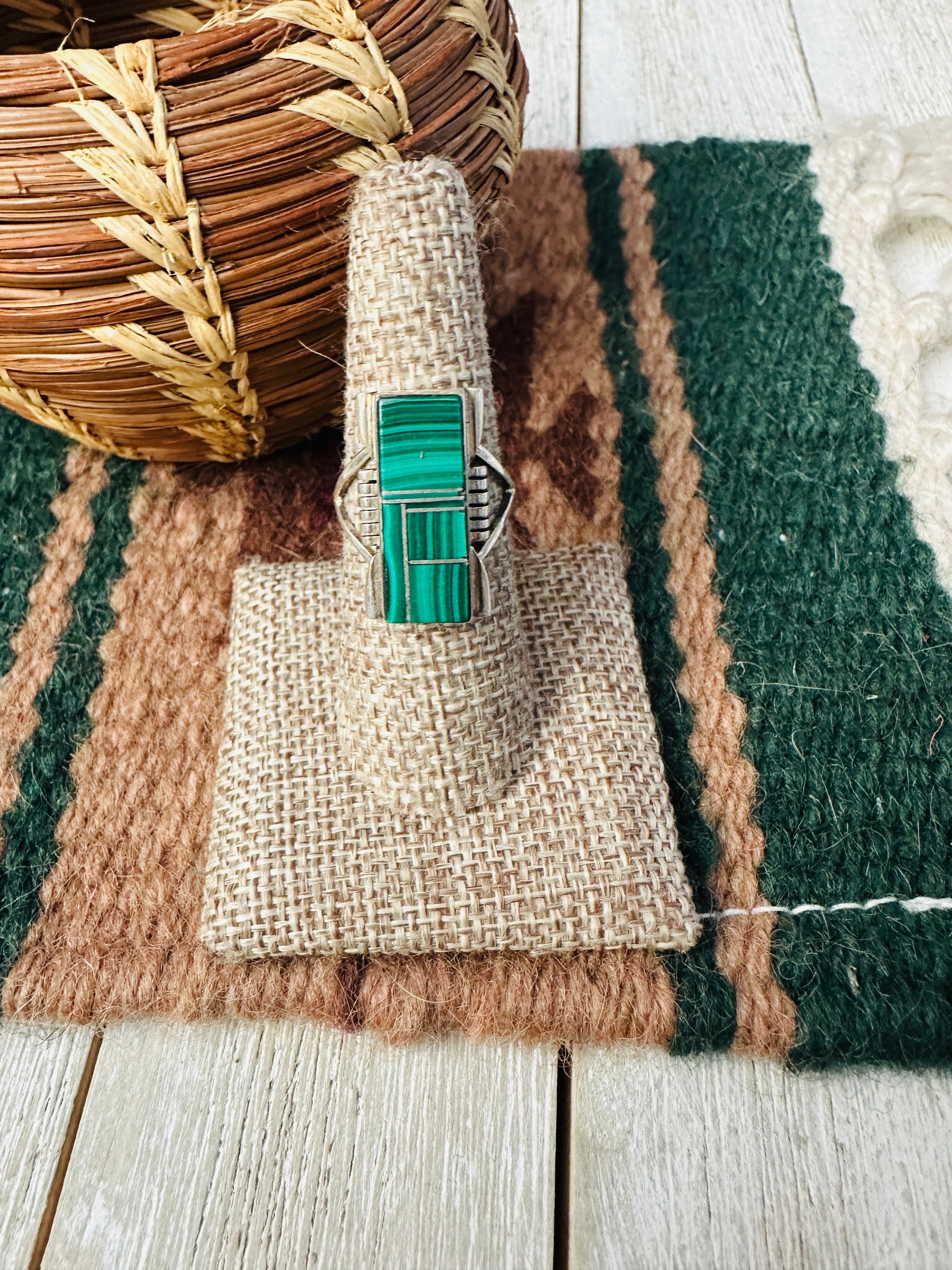 Old Pawn Handcrafted Malachite & Sterling Silver Inlay Ring Size 7.75