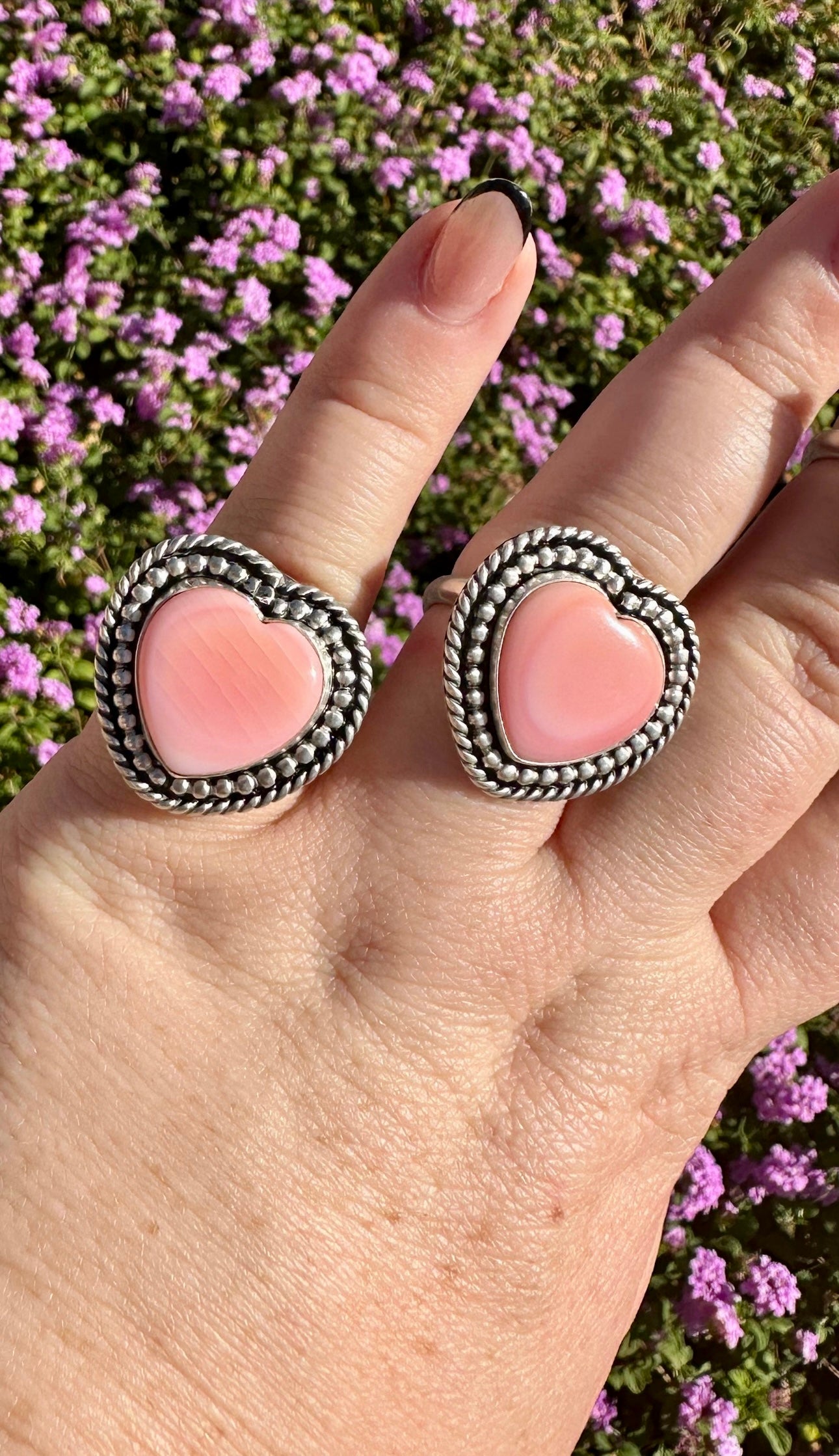 Gorgeous Navajo Pink Conch And Sterling Silver Adjustable Heart Ring