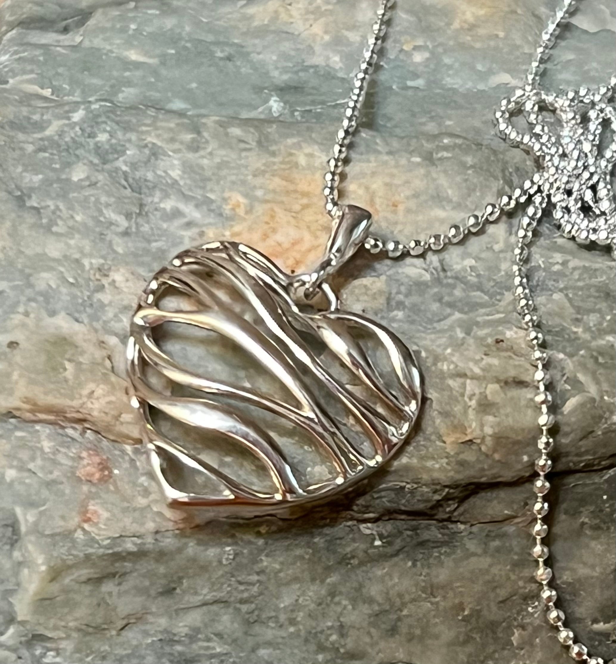 Ribbon Heart Pendant Necklace