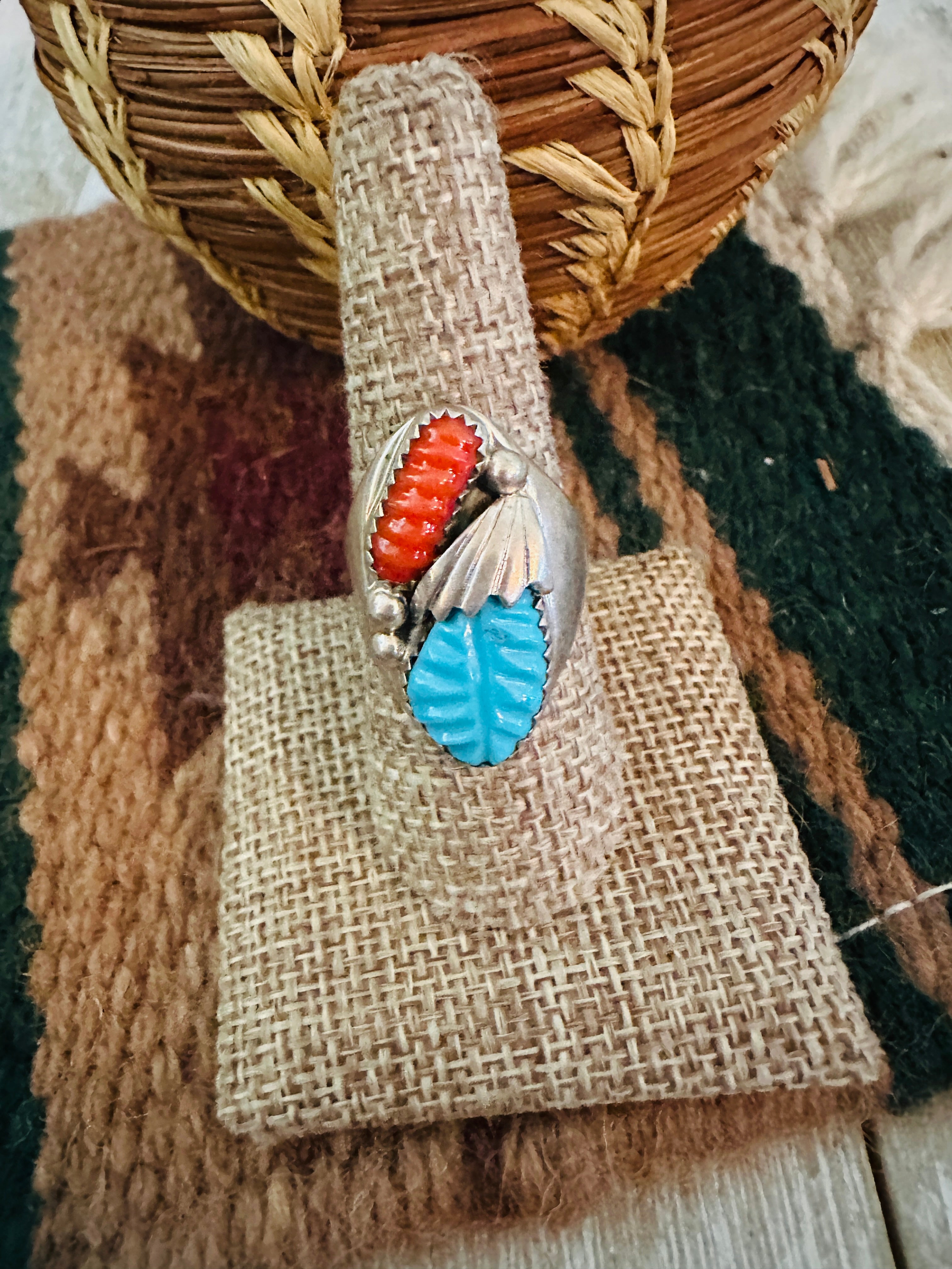 Old Pawn Handcrafted Turquoise, Coral & Sterling Silver Ring Size 8.75