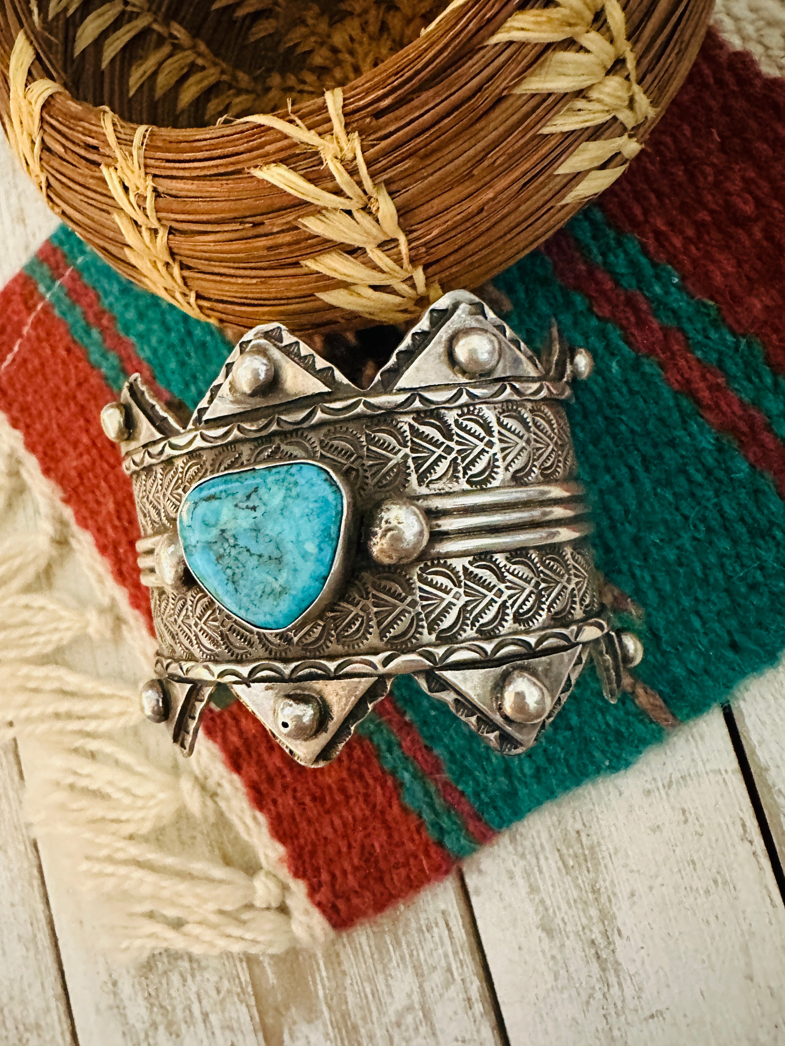 Navajo Kingman Turquoise & Sterling Silver Cuff Bracelet