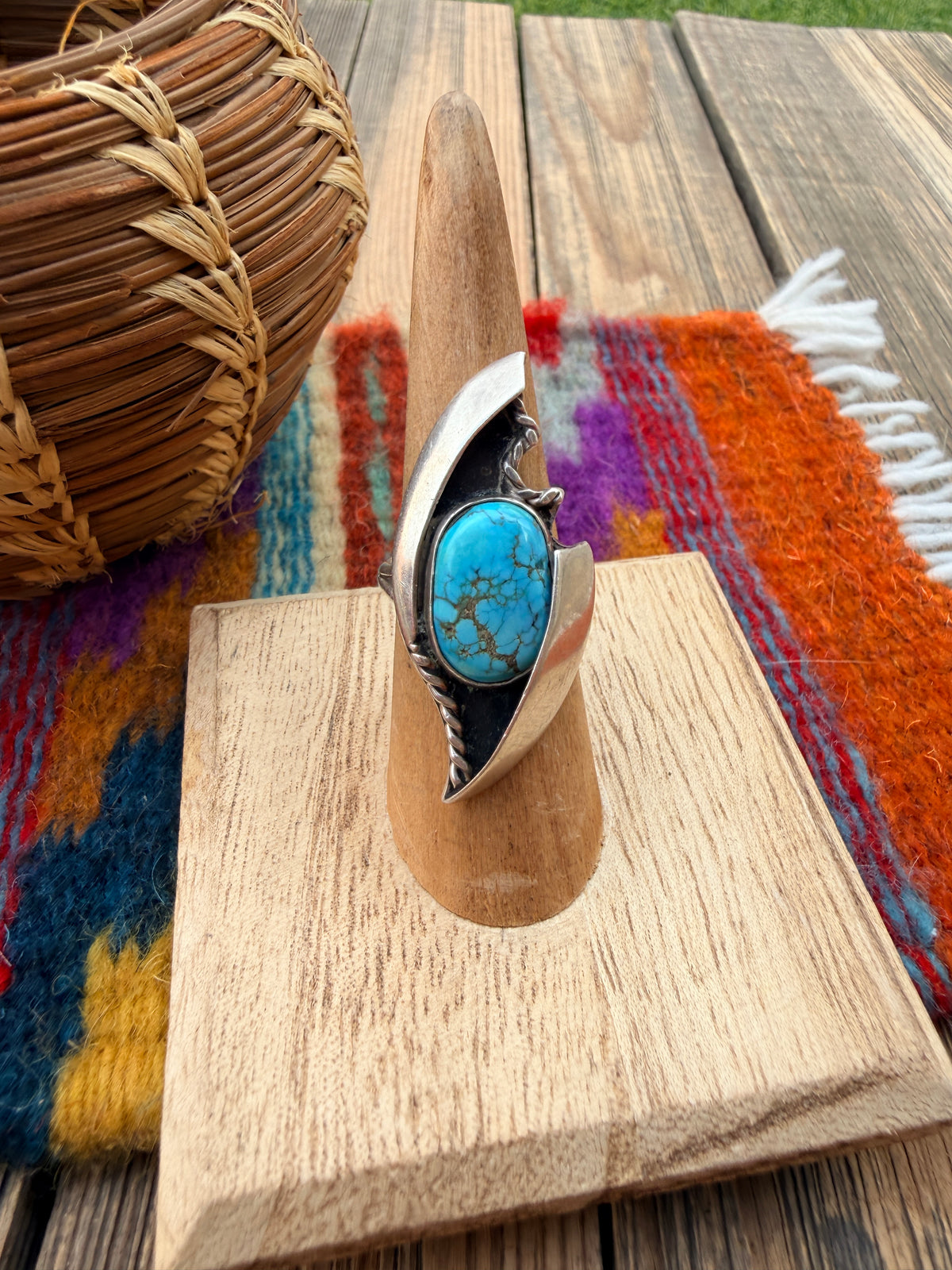 Old Pawn Handcrafted Turquoise & Sterling Silver Ring Size 6