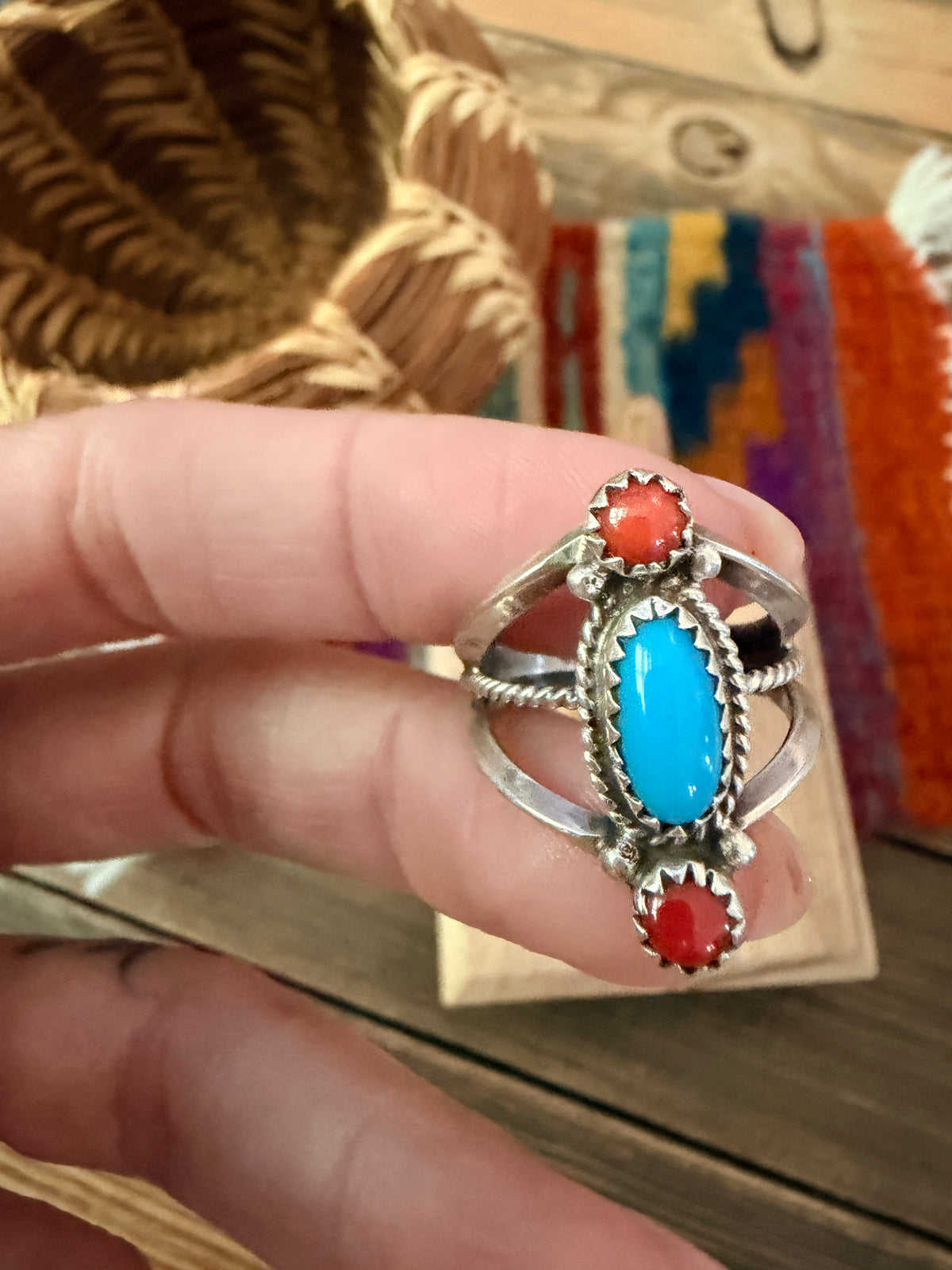 Old Pawn Handcrafted Turquoise, Coral & Sterling Silver Ring Size 6