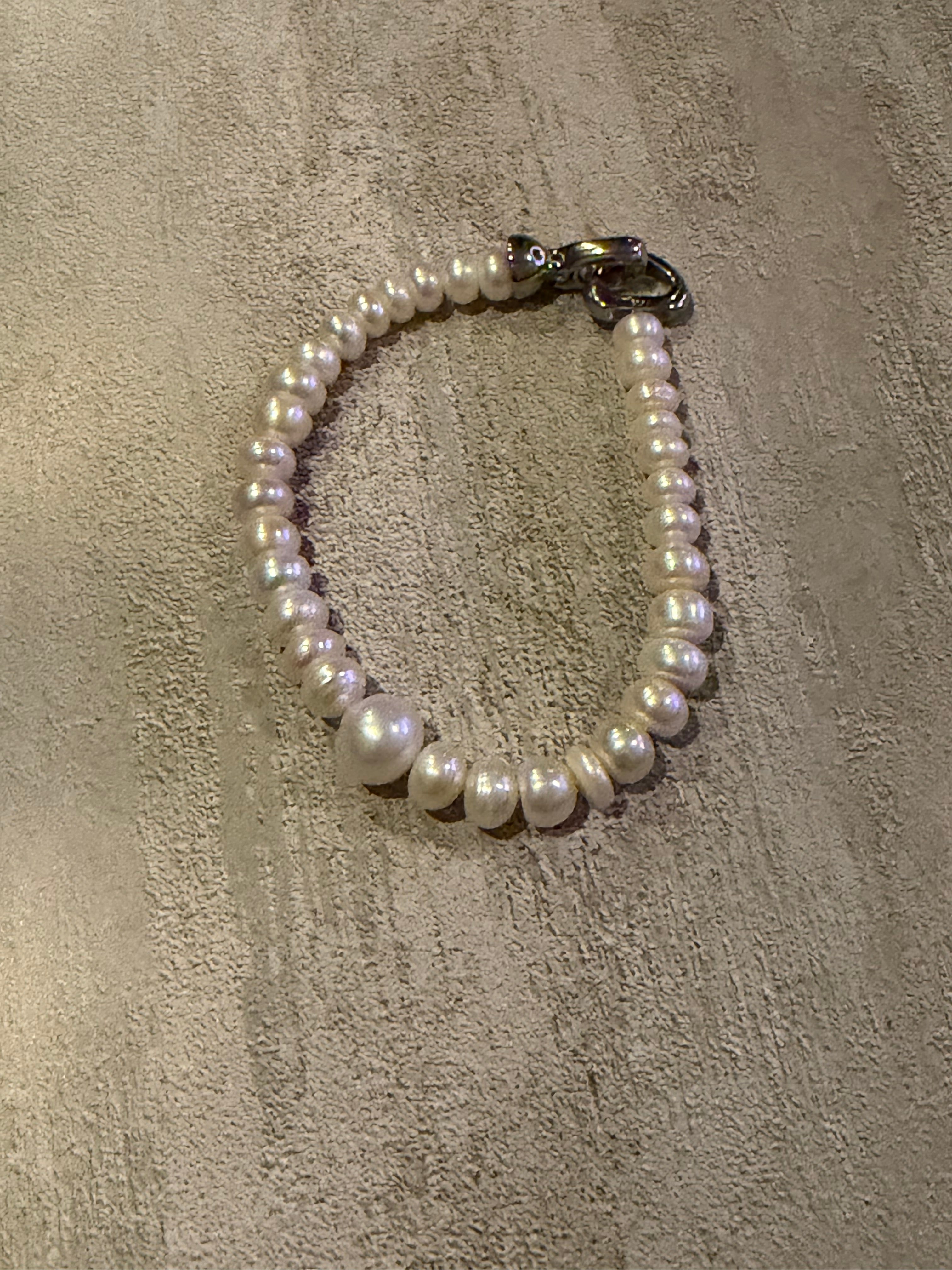 Pearl Beaded Bracelet