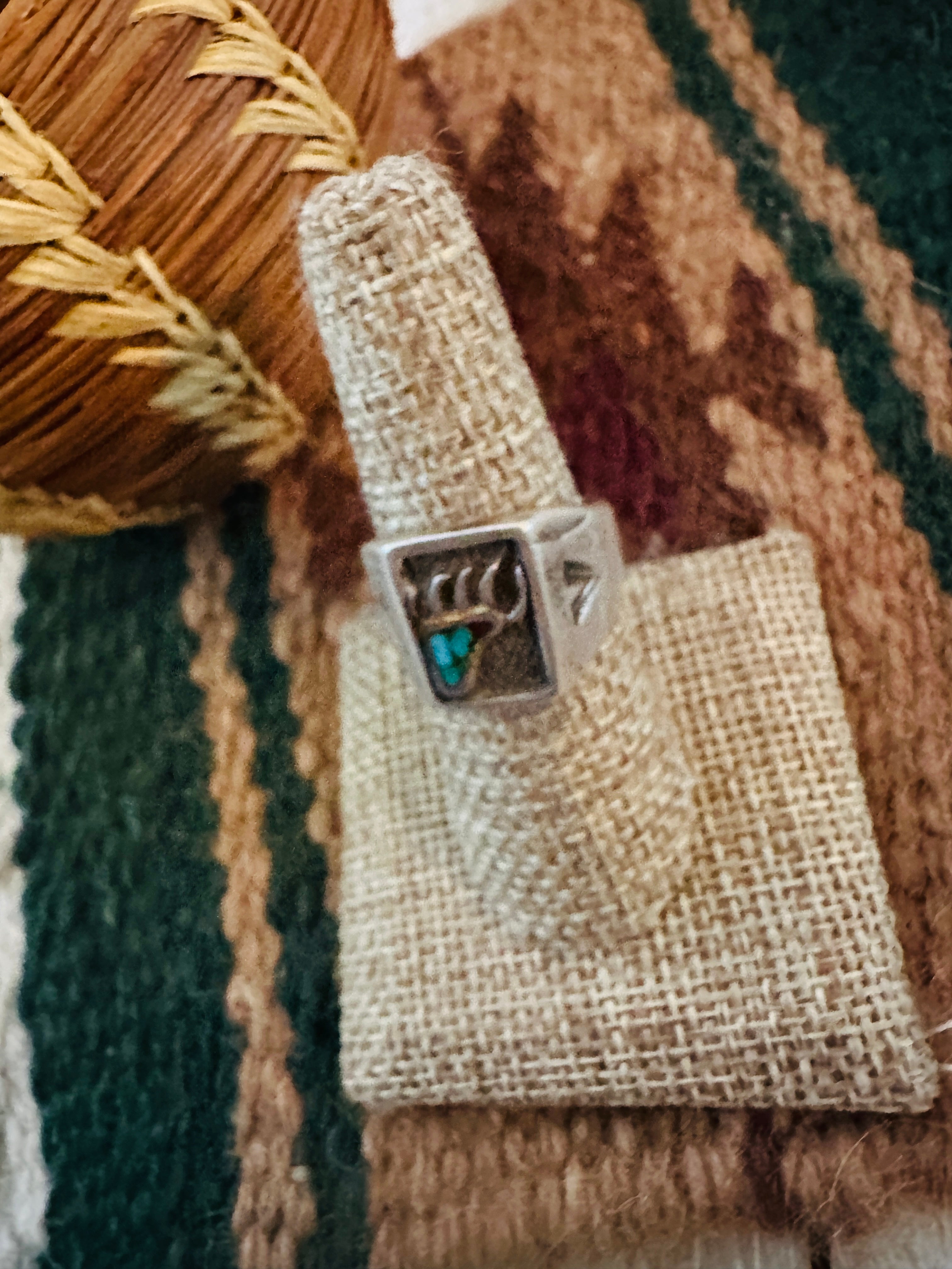 Old Pawn Handcrafted Turquoise & Sterling Silver Bear Paw Ring Size 7.25