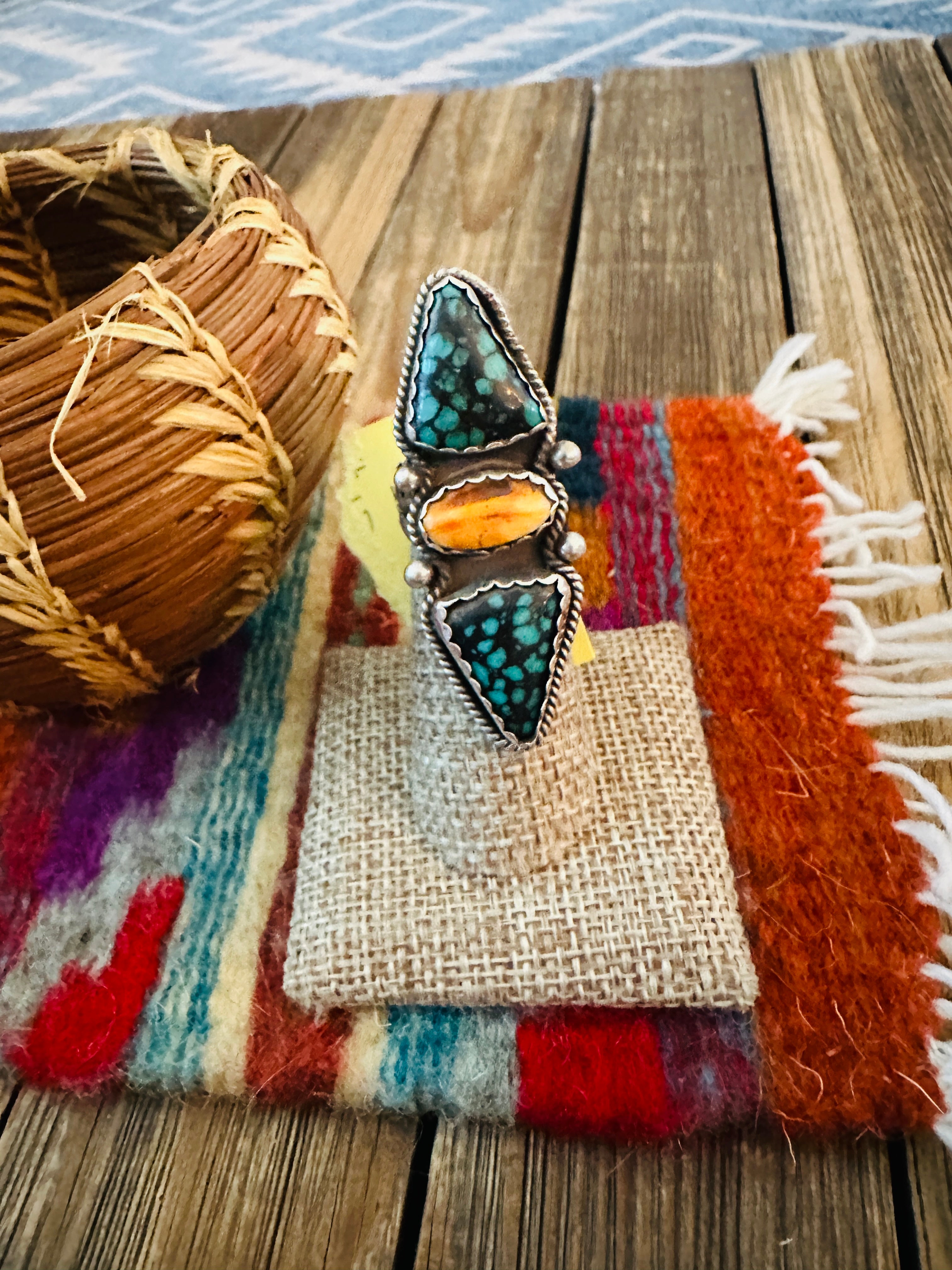 Old Pawn Handcrafted Spiderweb Turquoise, Spiny Oyster & Sterling Silver Ring Size 7