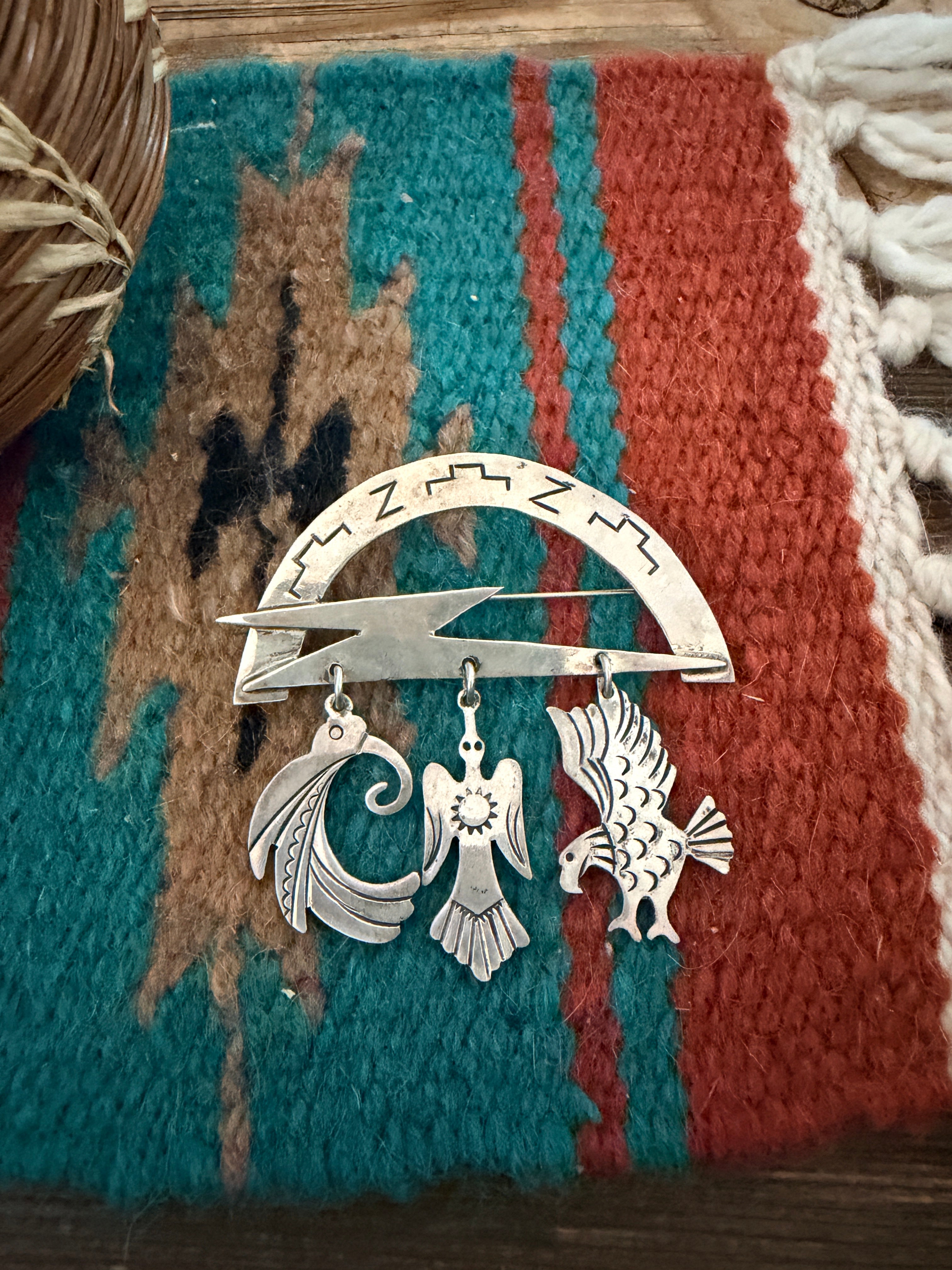 Old Pawn Handcrafted Sterling Silver Bird Brooch