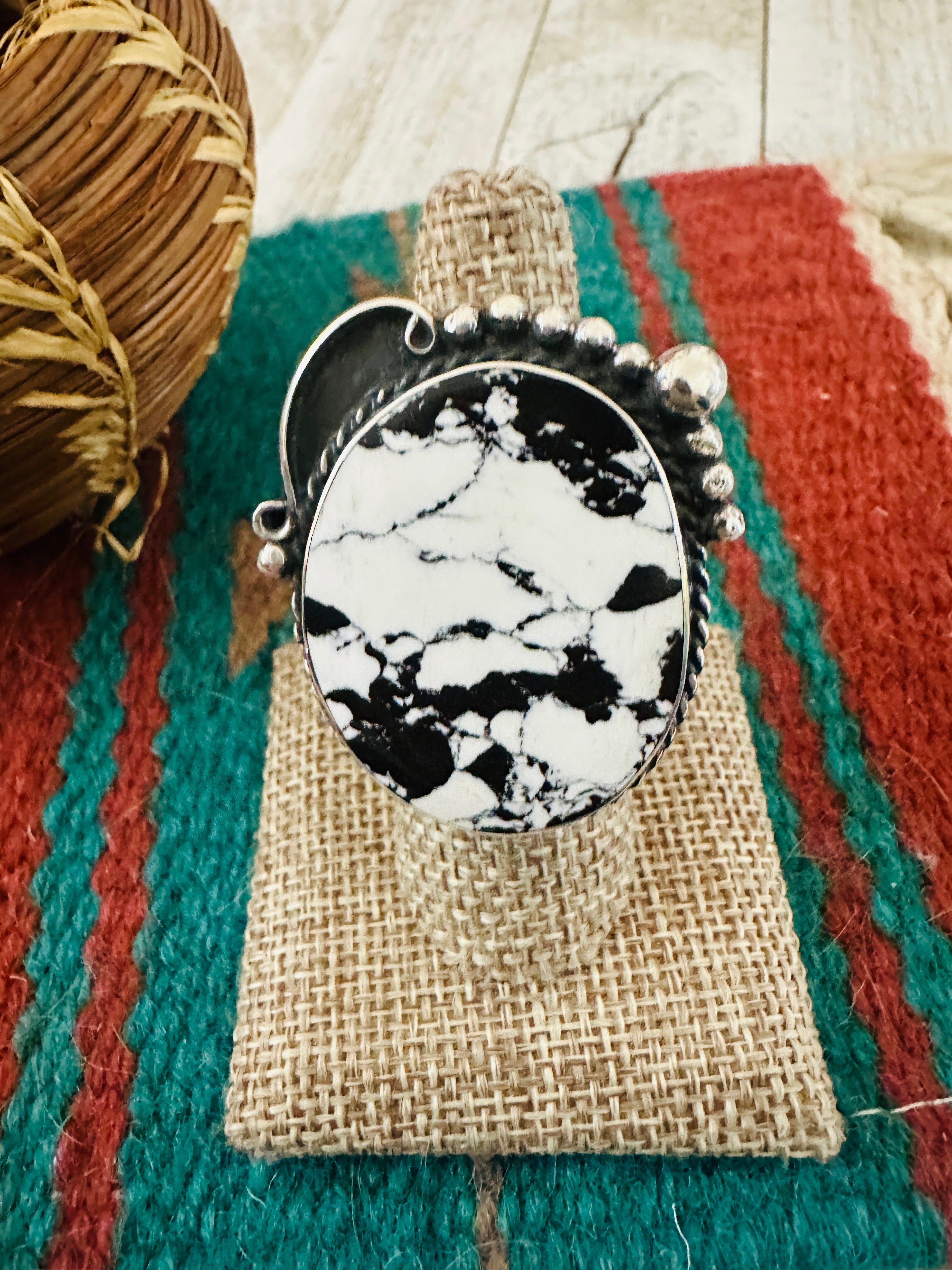 Handcrafted Old Pawn Sterling Silver & White Buffalo Ring Size 7.75