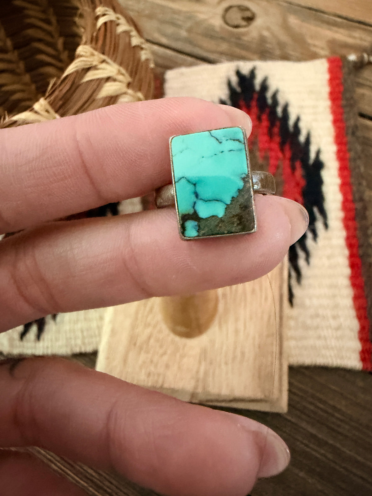 Old Pawn Handcrafted Turquoise & Sterling Silver Ring Size 6.5