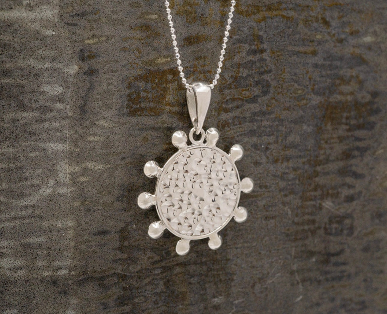 Hammered Disc Pendant w/ Beaded Frame Necklace