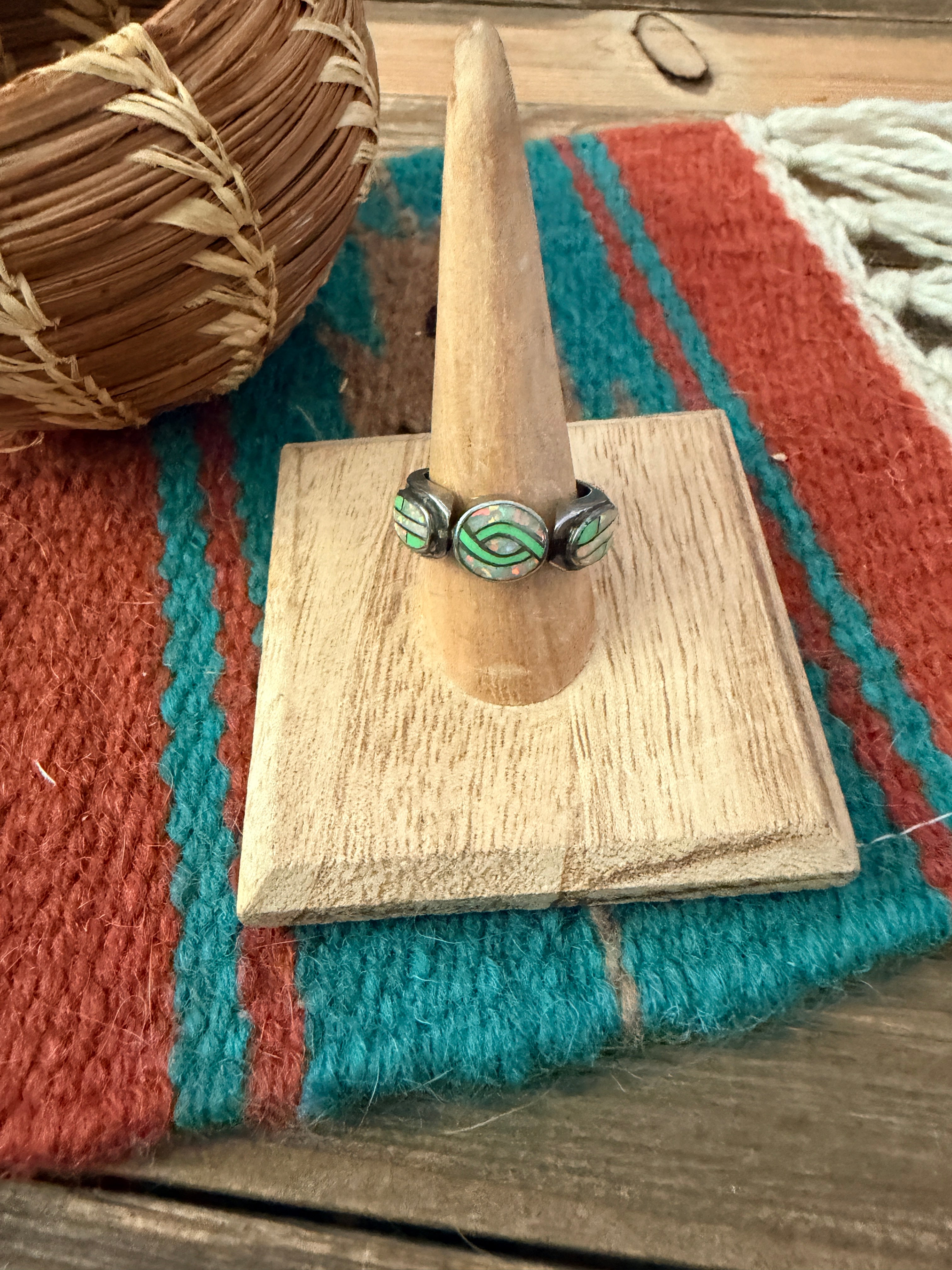 Old Pawn Handcrafted Multi Stone & Sterling Silver Inlay Ring Size 9