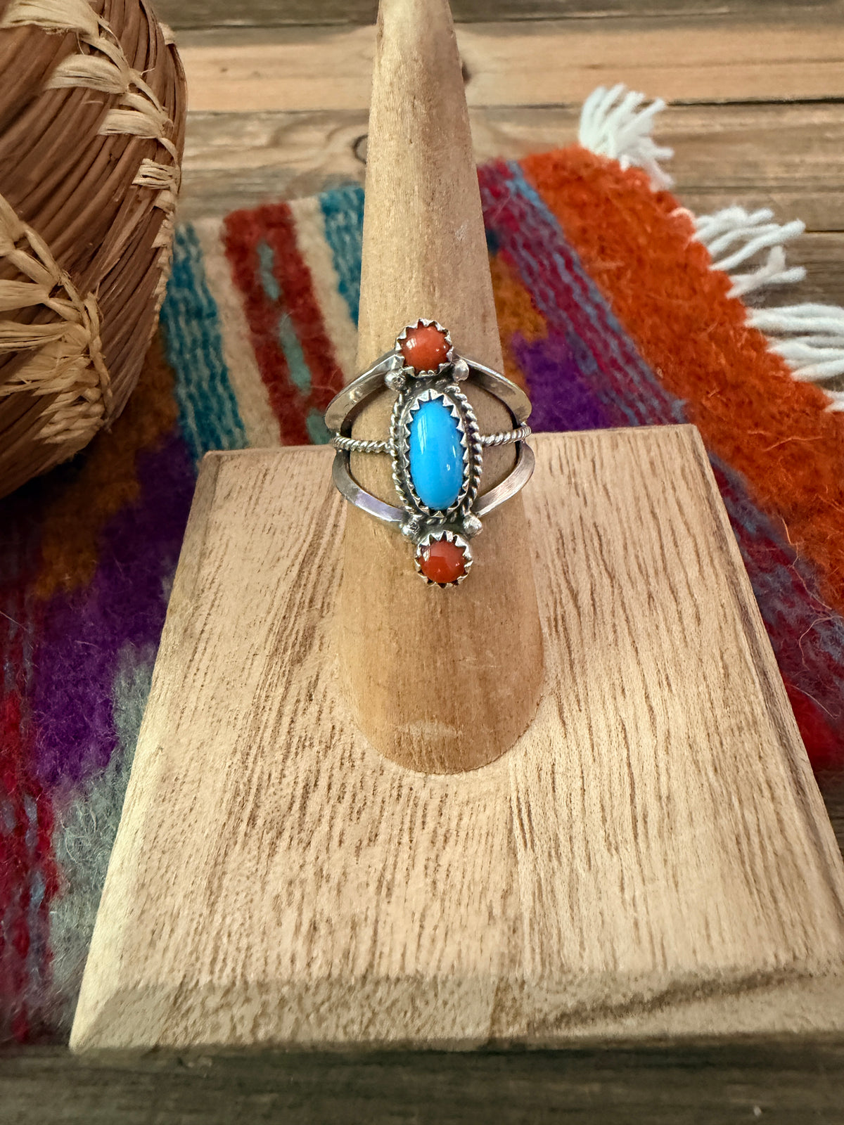 Old Pawn Handcrafted Turquoise, Coral & Sterling Silver Ring Size 6