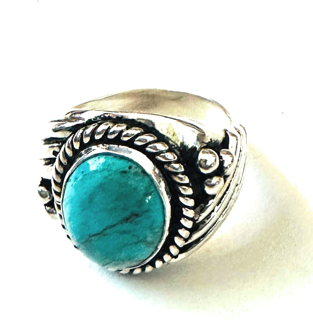 Navajo Kingman Turquoise & Sterling Silver Ring Size 9.5