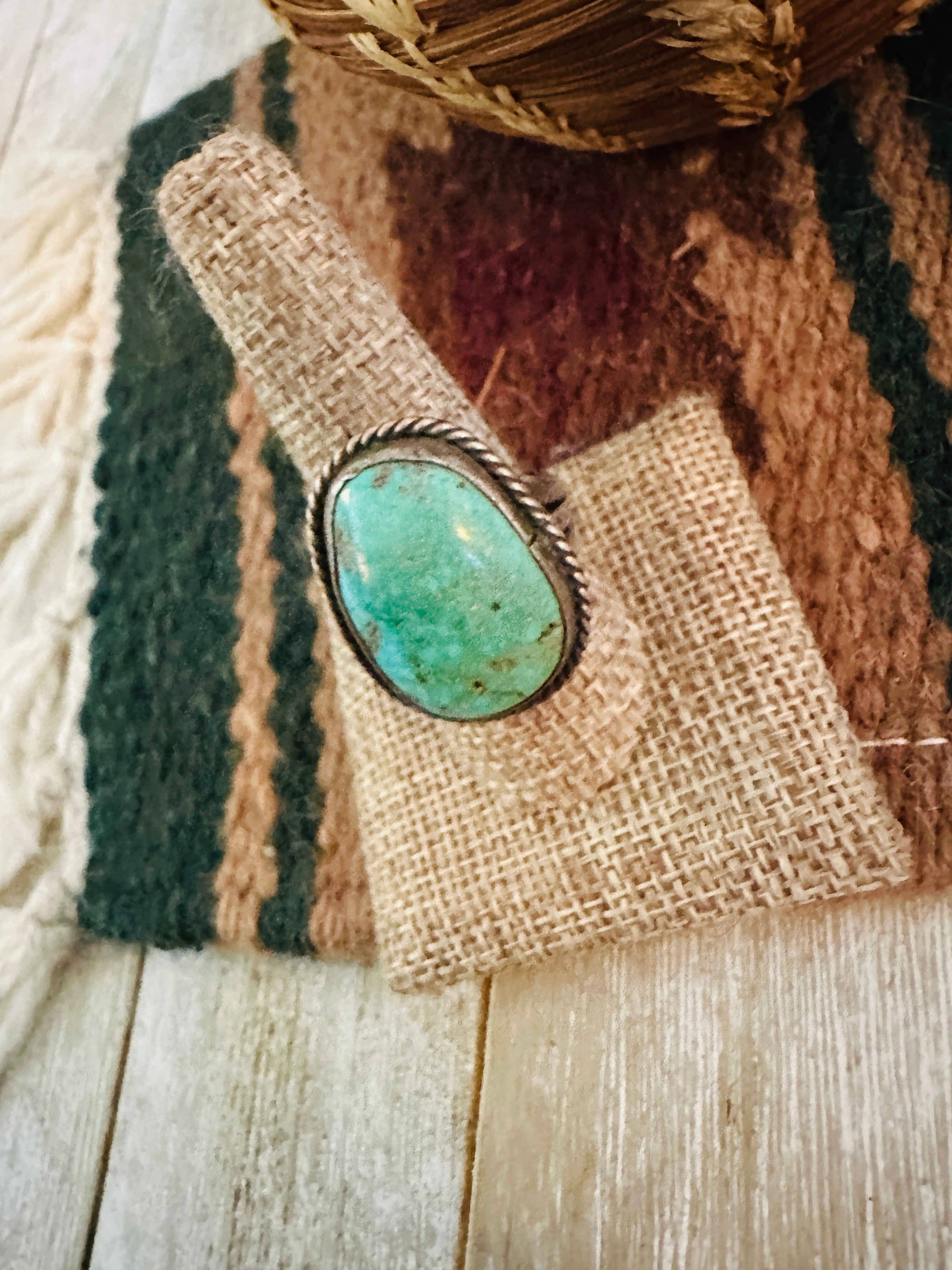 Old Pawn Handcrafted Turquoise & Sterling Silver Ring Size 9.75