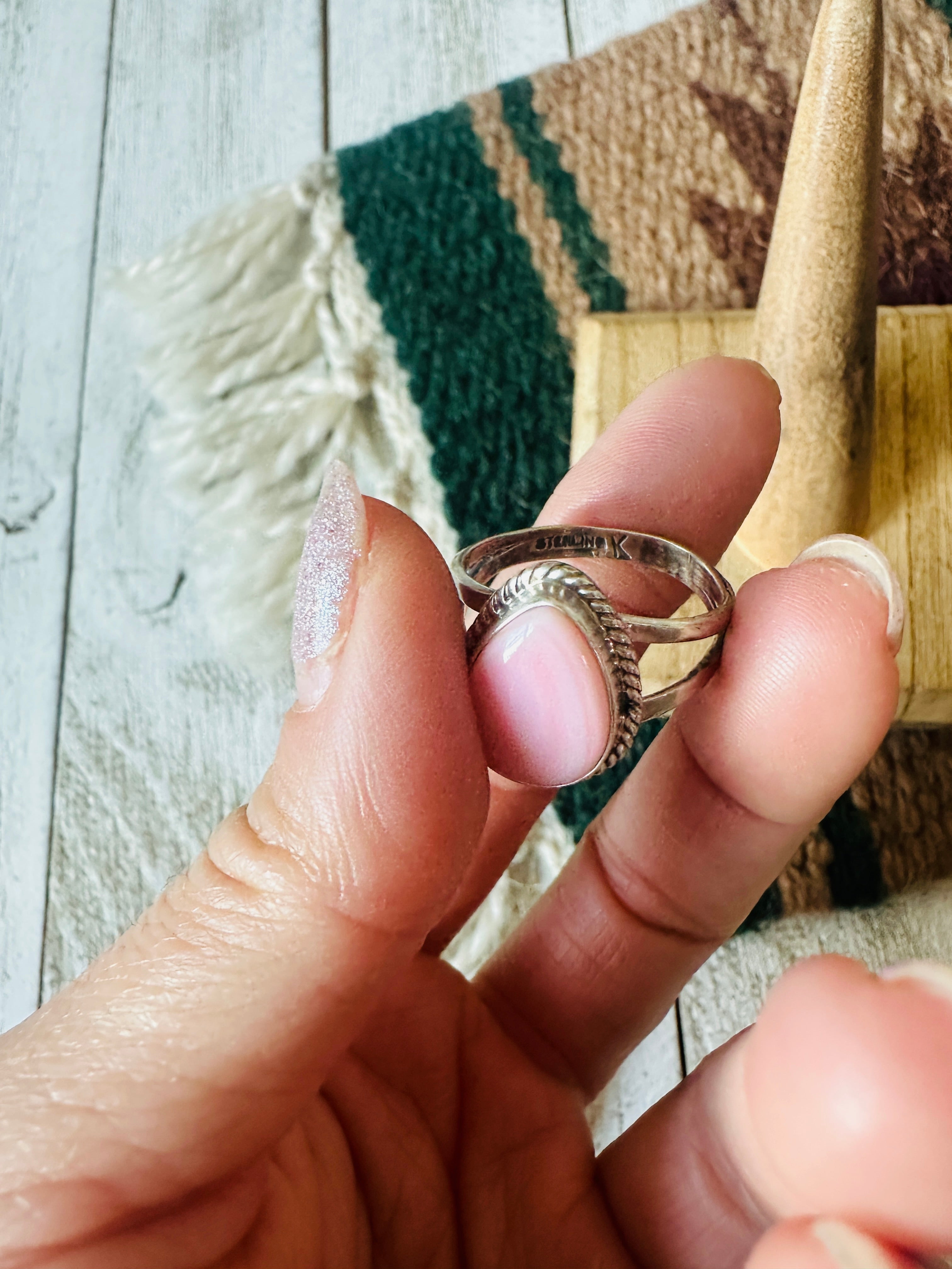 Navajo Sterling Silver & Queen Pink Conch Shell Teardrop Ring Size 9