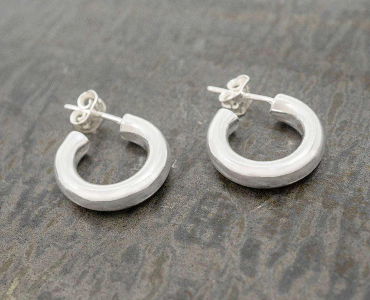 Small Hollow Hoops