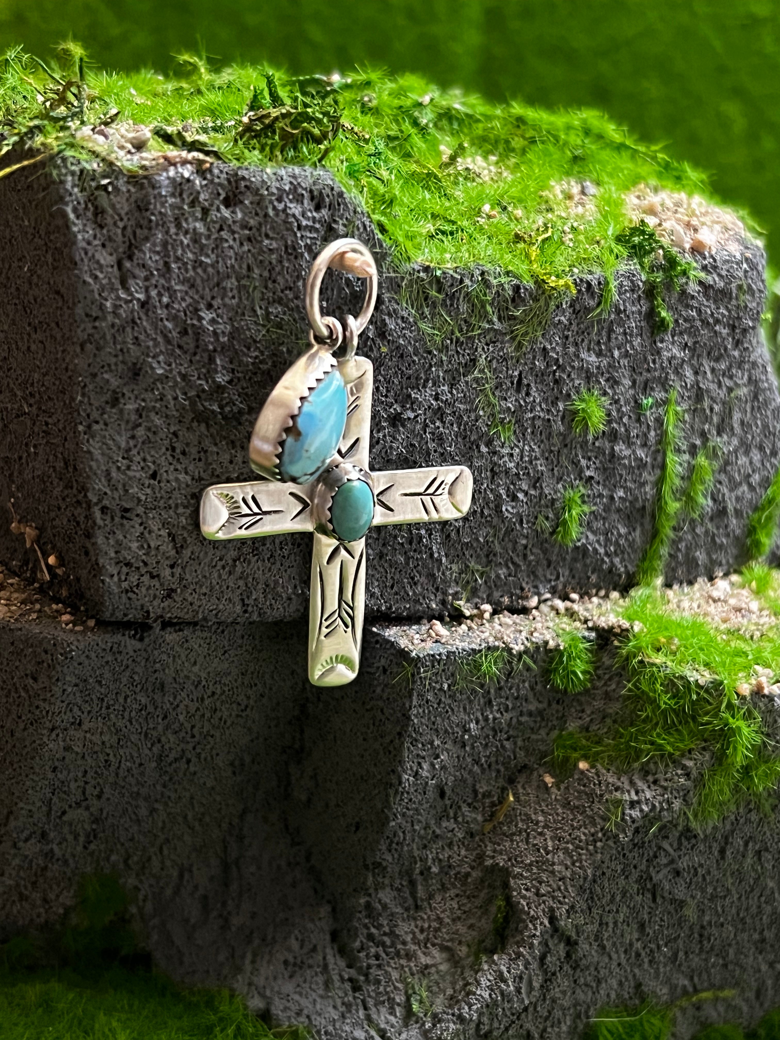 Handmade Golden Hills Turquoise Tear Drop & Etched Sterling Silver Cro