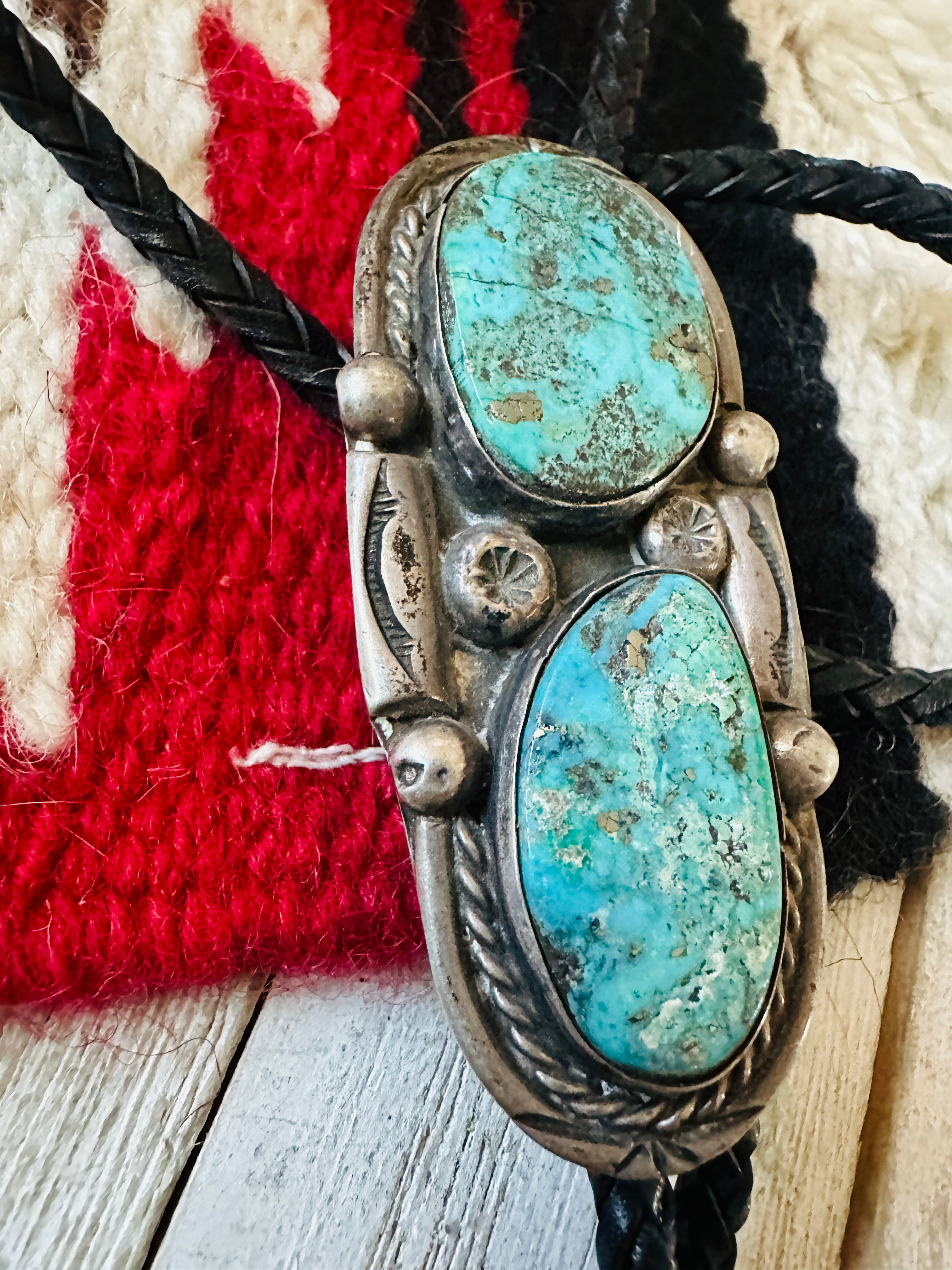 Vintage Old Pawn Navajo Sterling Silver & Turquoise Cluster Bolo Tie