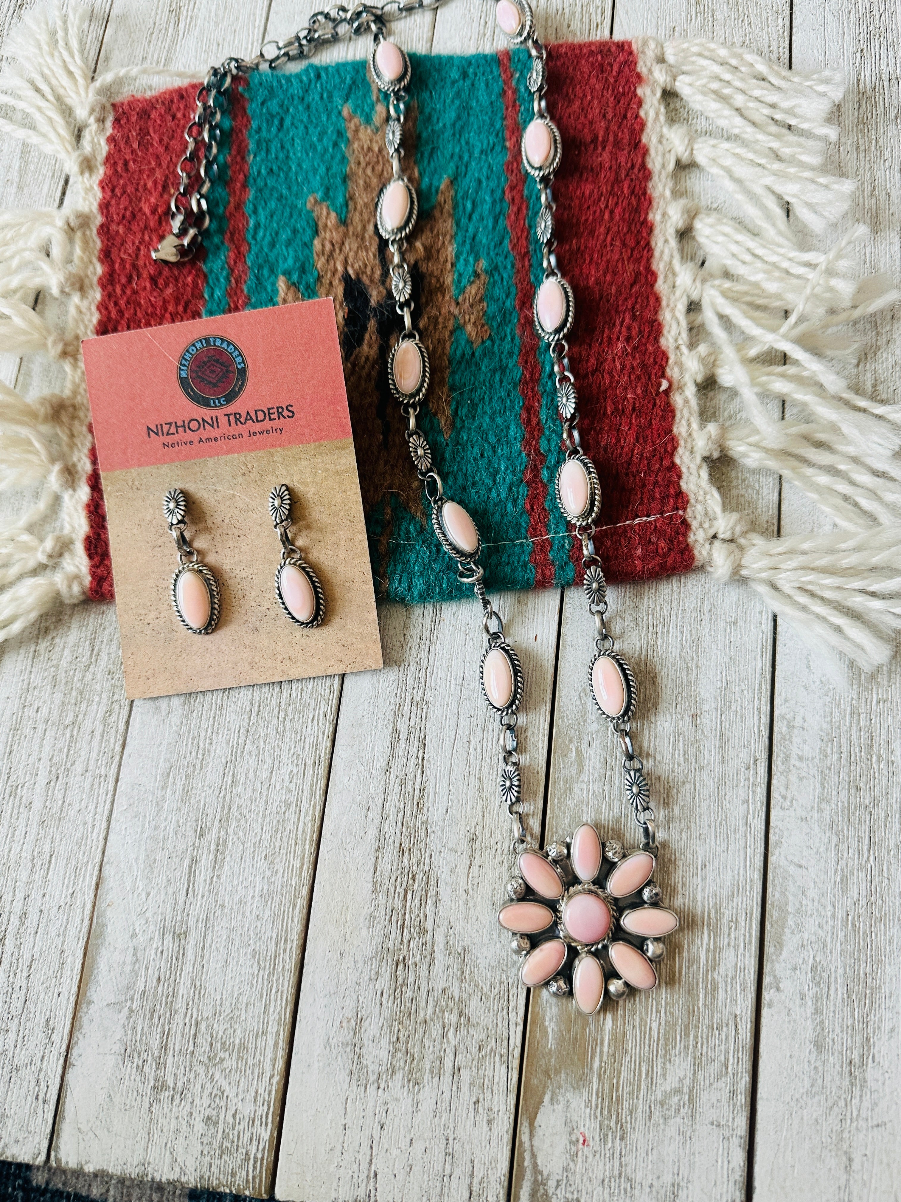 Navajo Queen Pink Conch & Sterling Silver Necklace Set