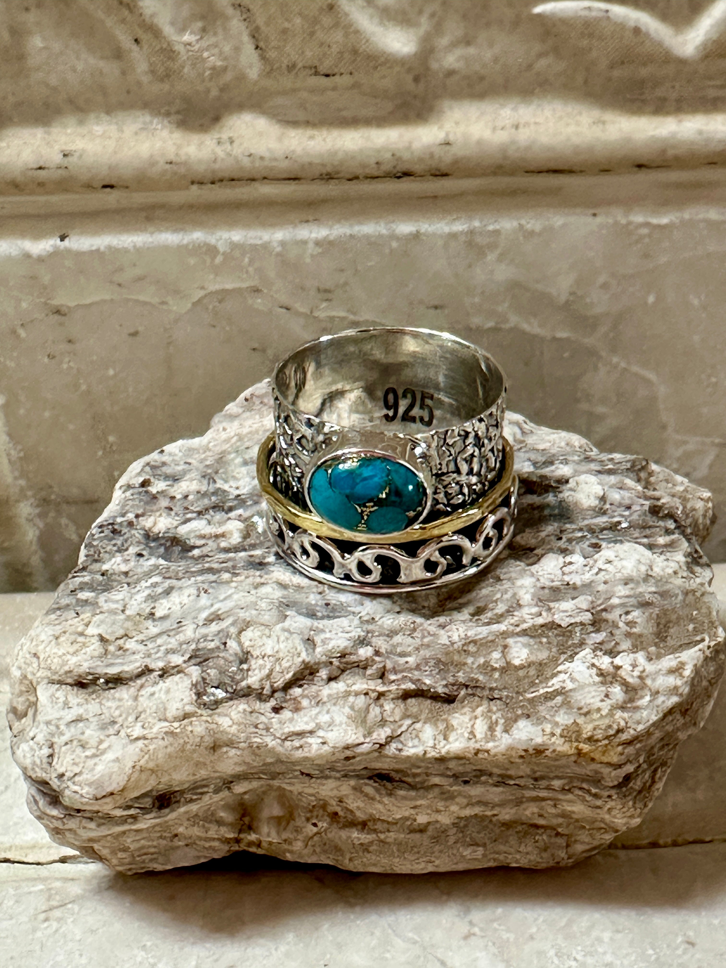 Copper Turquoise Sterling Silver, Gold, Copper Spinner Ring Size 8 “Lattice