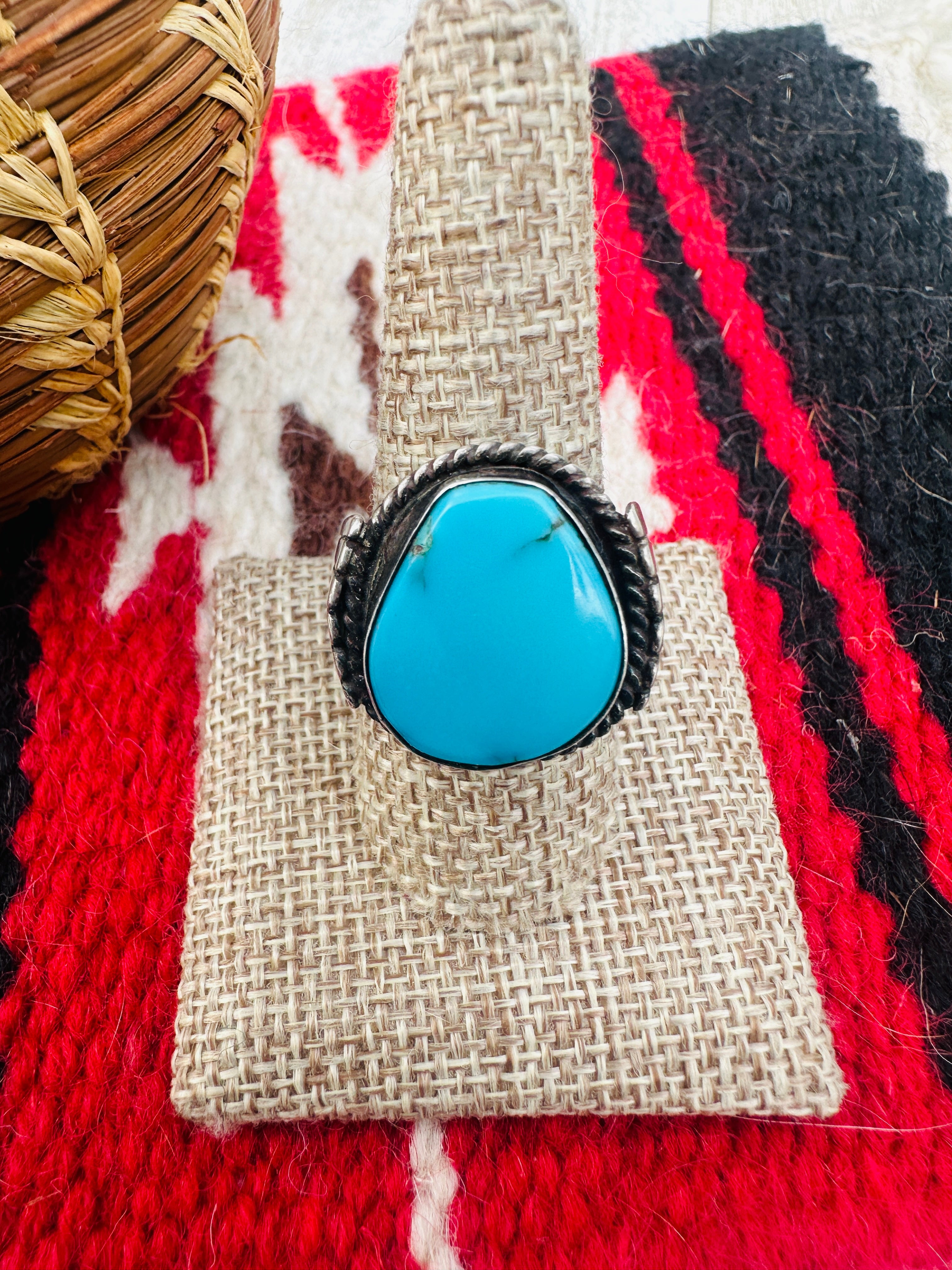 Old Pawn Handcrafted Turquoise & Sterling Silver Ring Size 9