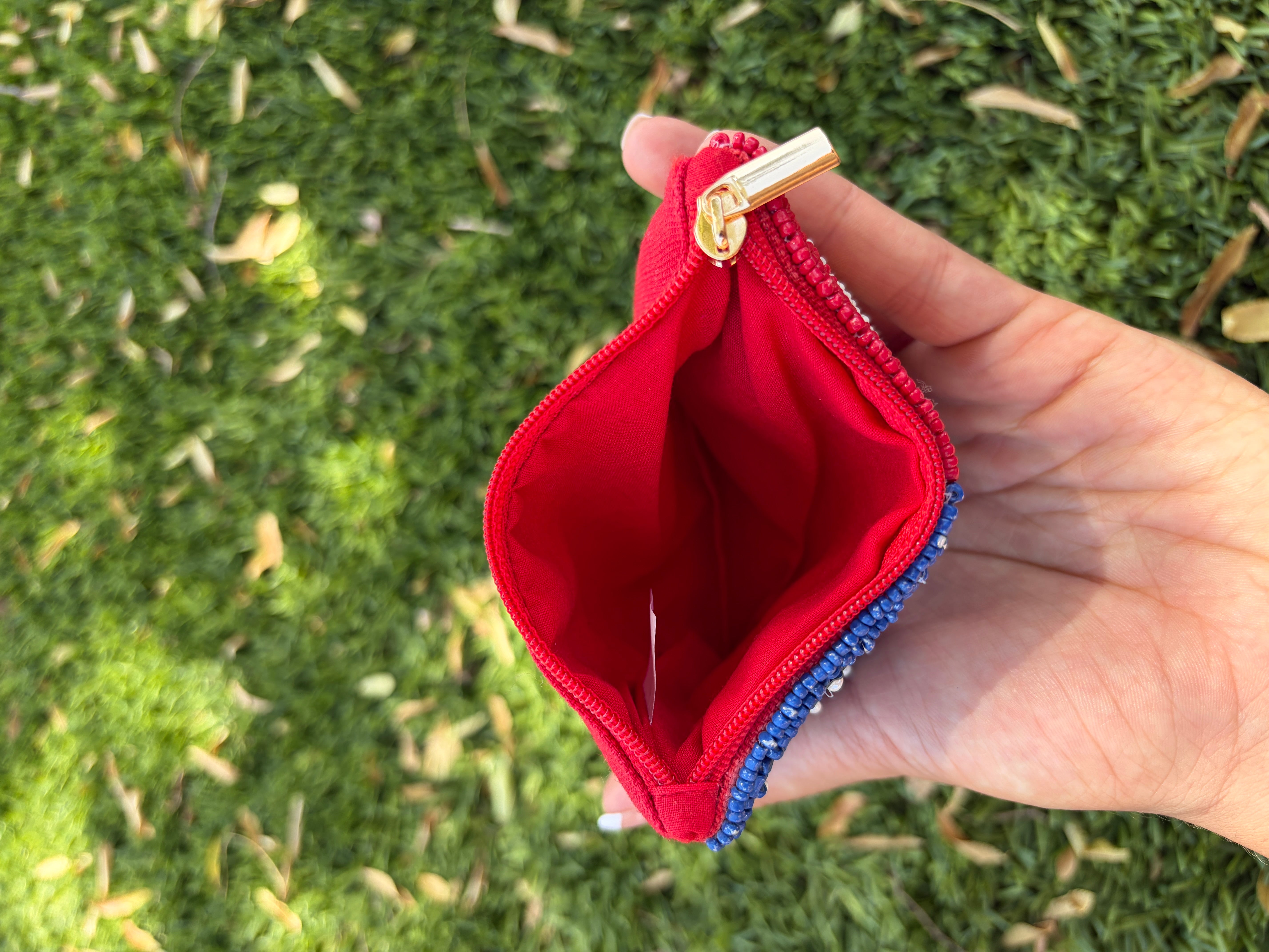 Handmade Beaded American Flag Coin Purse (with beaded stars)
