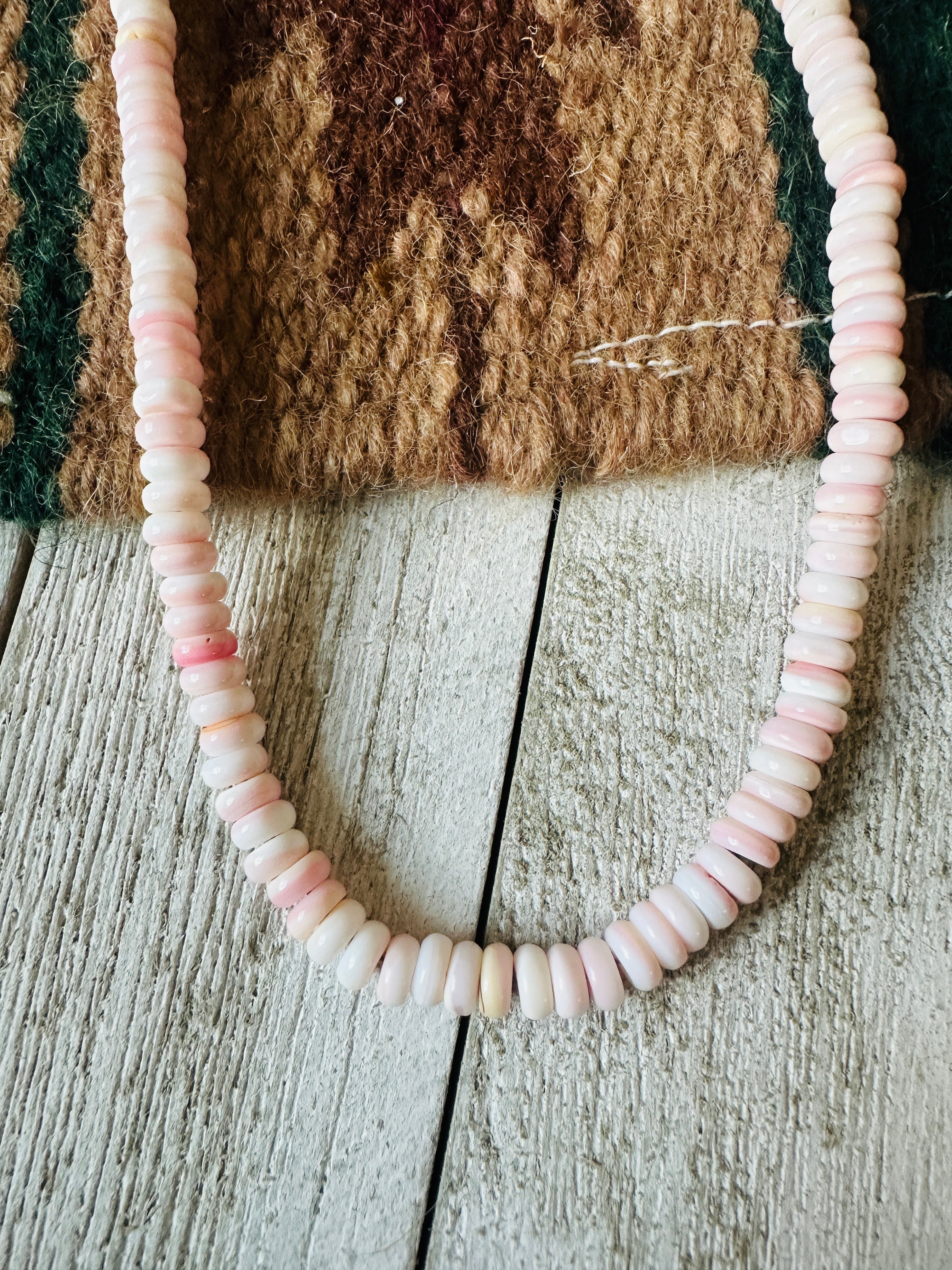 Navajo Queen Pink Conch & Sterling Silver Beaded 14” Necklace