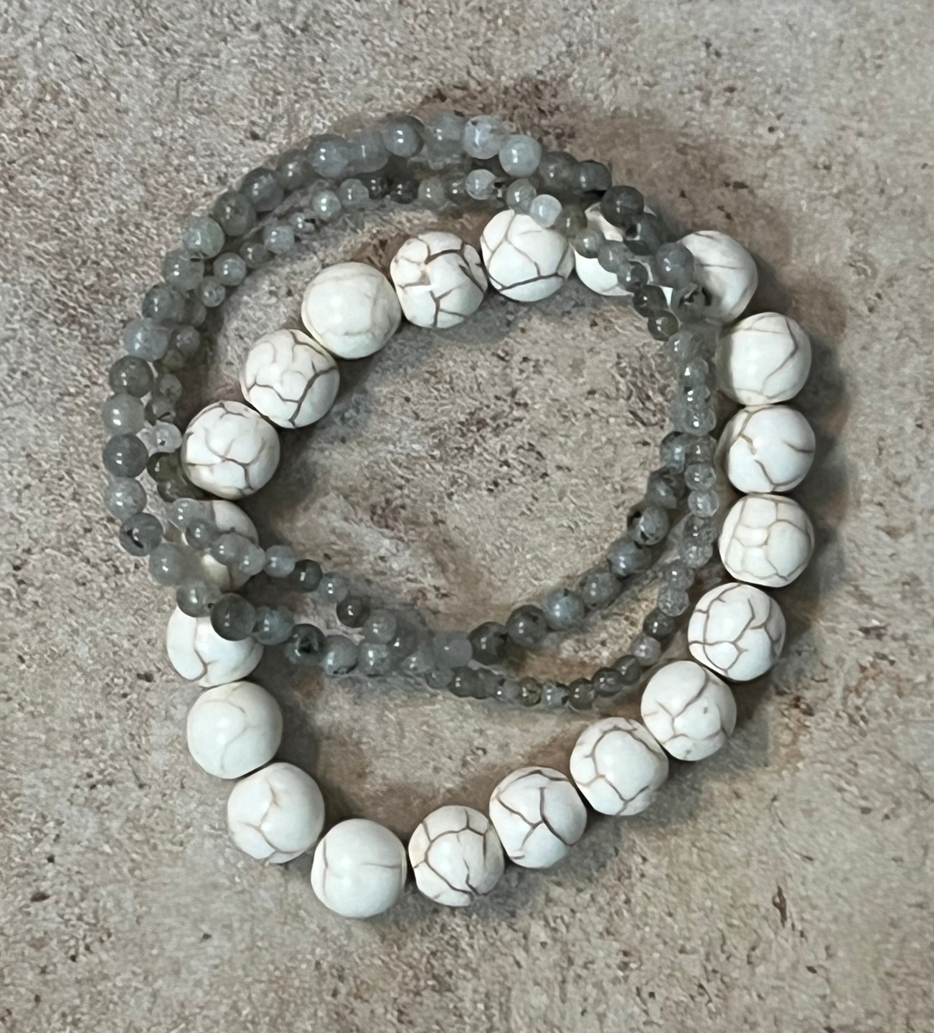Cream Howlite Stretch Bracelet Set of 3-Gray