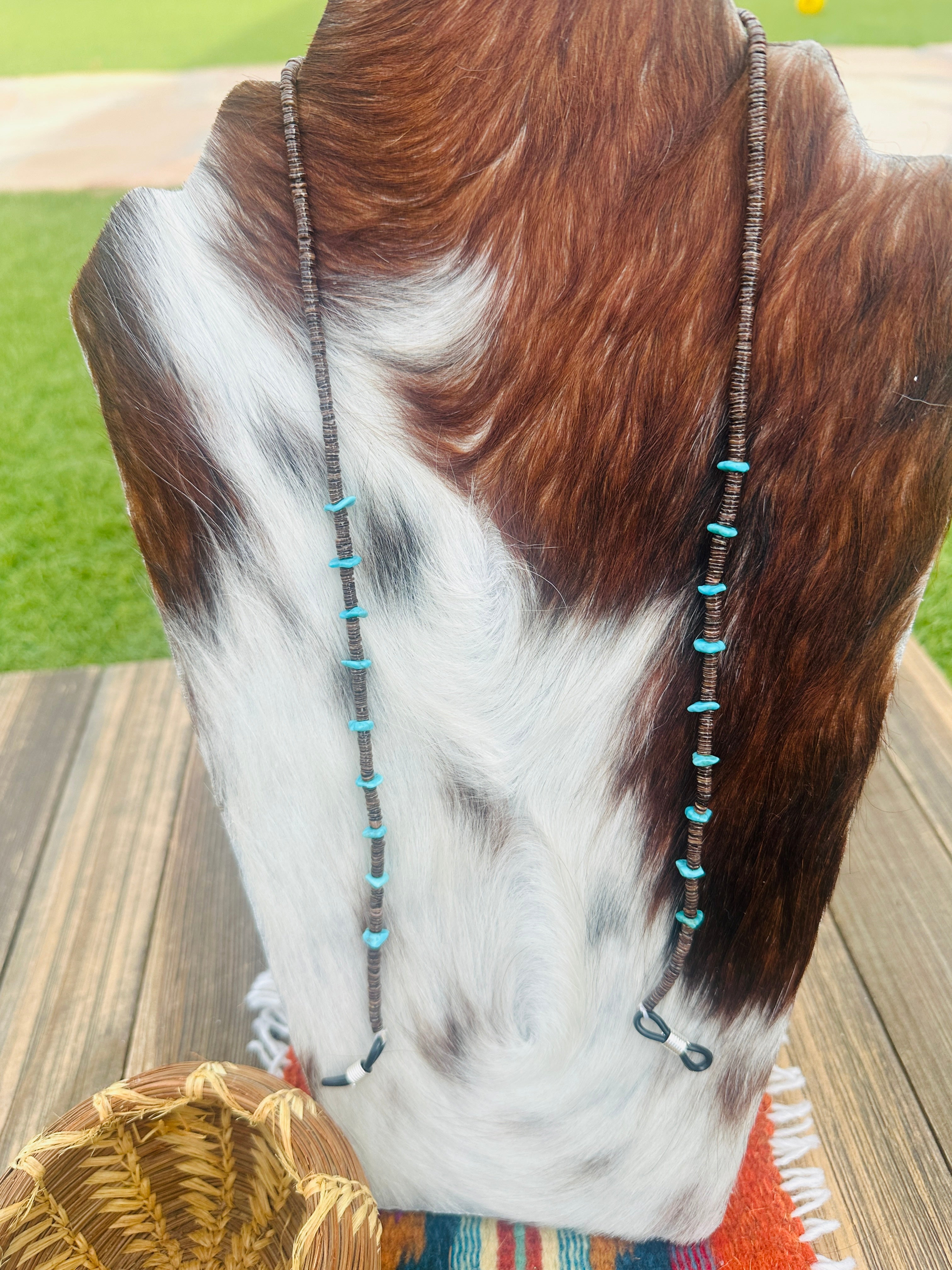 Handcrafted Turquoise & Heishi Beaded Glasses Strap