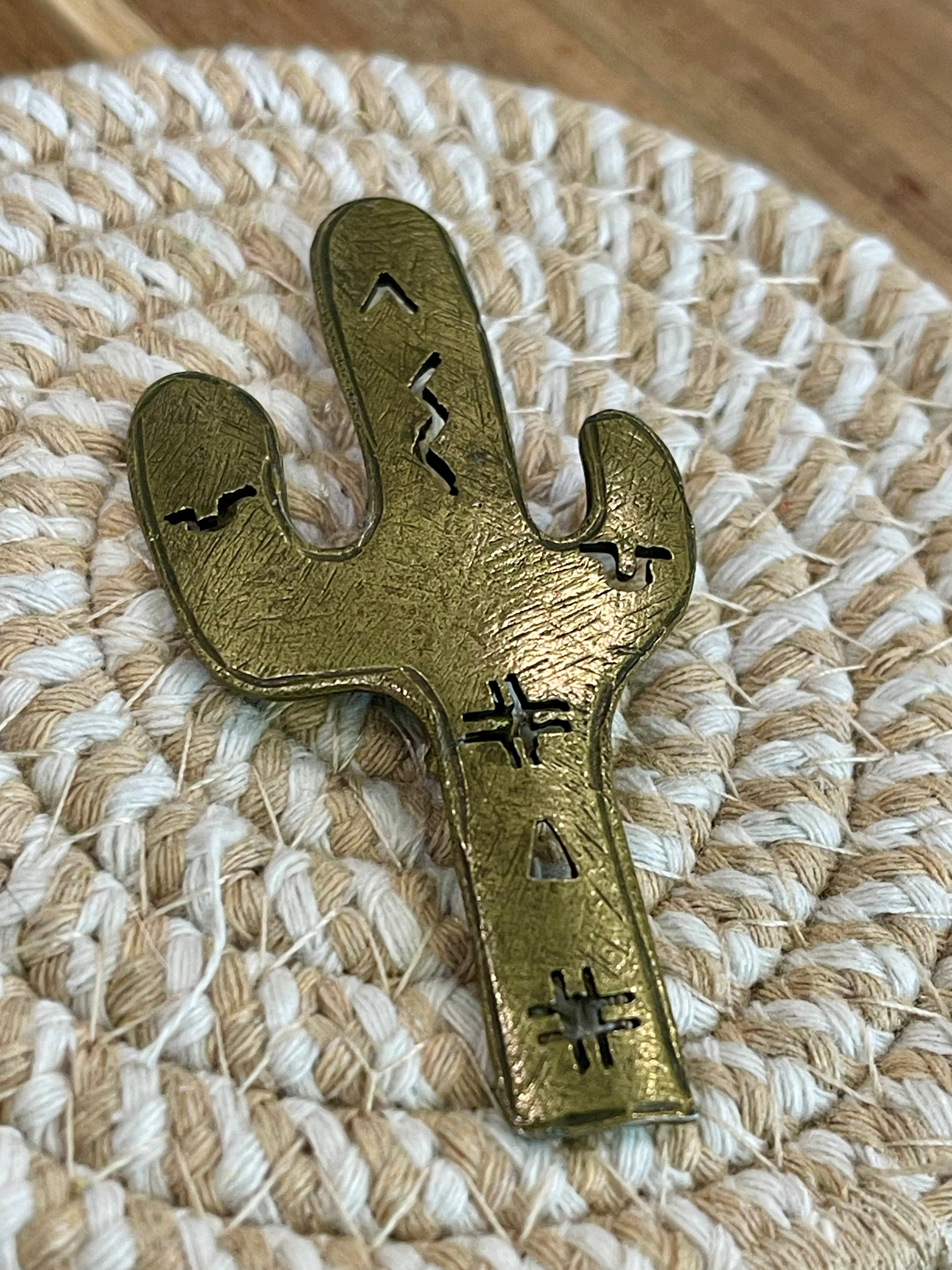 The Bijoux Vault: 1980’s Ultra Craft Gold Tone Pewter Cactus Pin