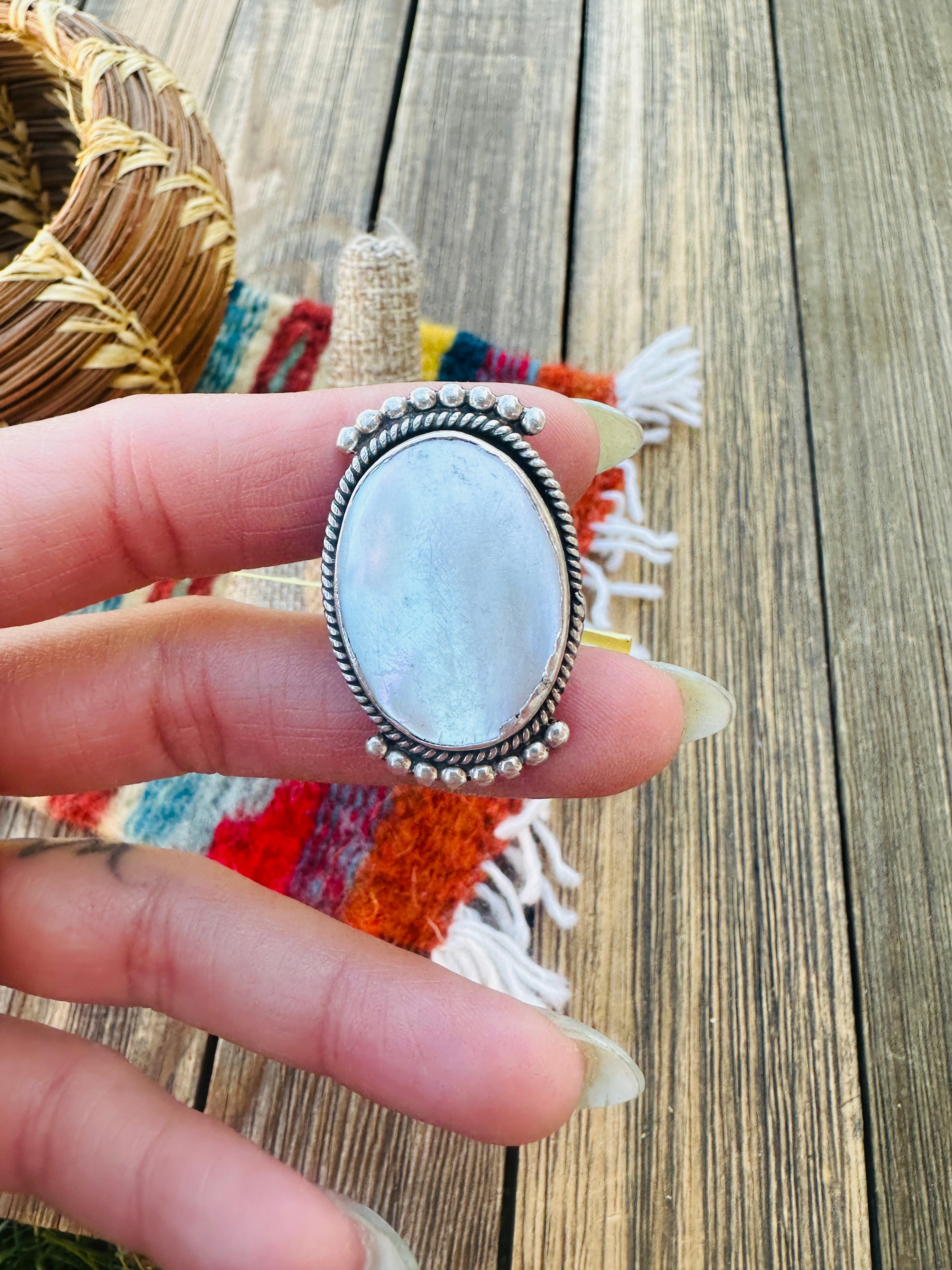 Old Pawn Handcrafted Mother of Pearl & Sterling Silver Ring Size 8