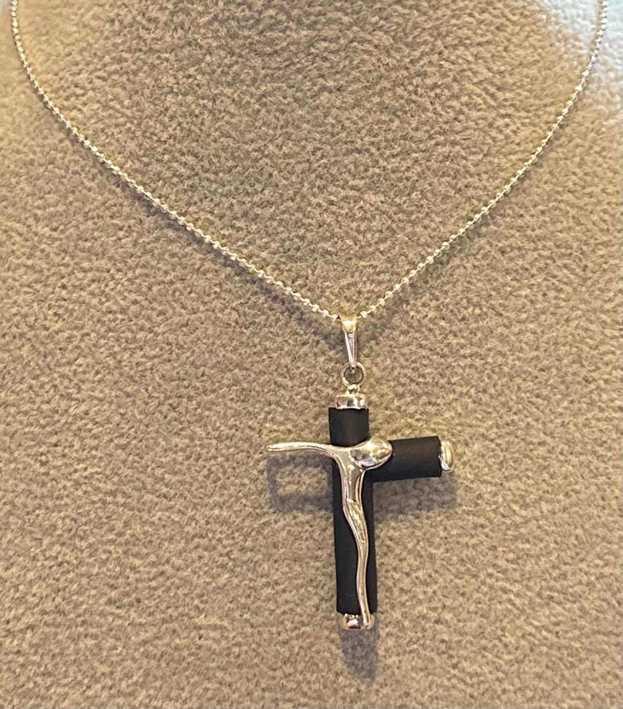 Crucifijo Gaucho Cross Pendant Sterling Silver Necklace