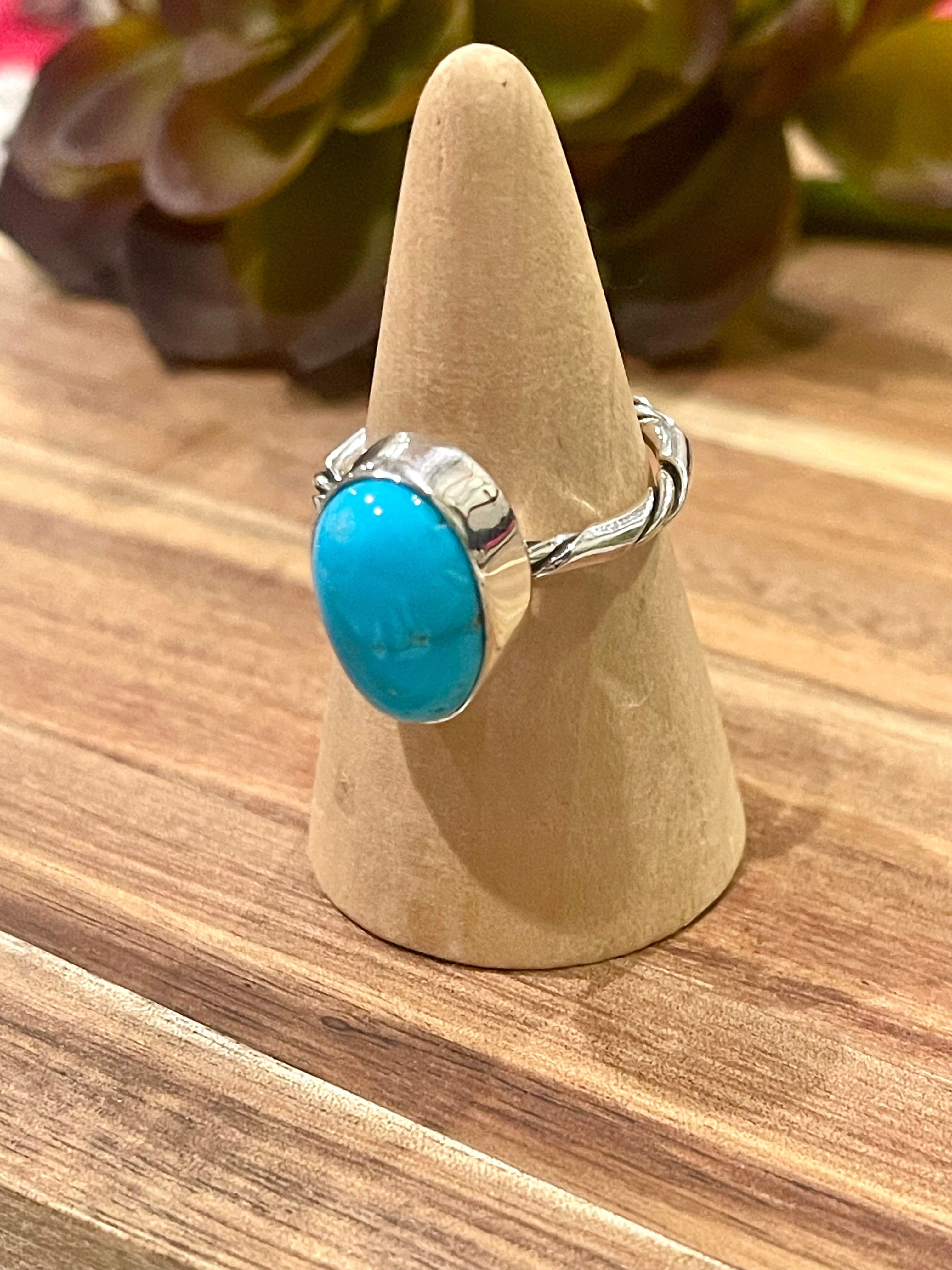 Navajo Turquoise & Sterling Silver Ring Size 8.25