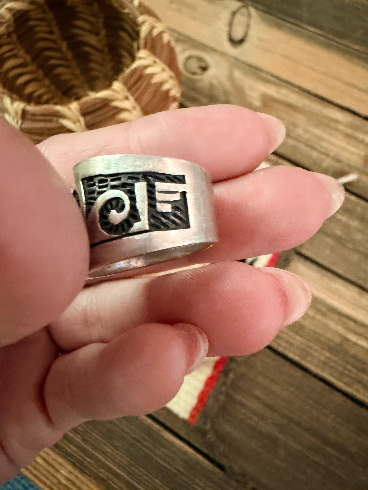 Old Pawn Handcrafted Copper & Sterling Silver Band Ring Size 7.5