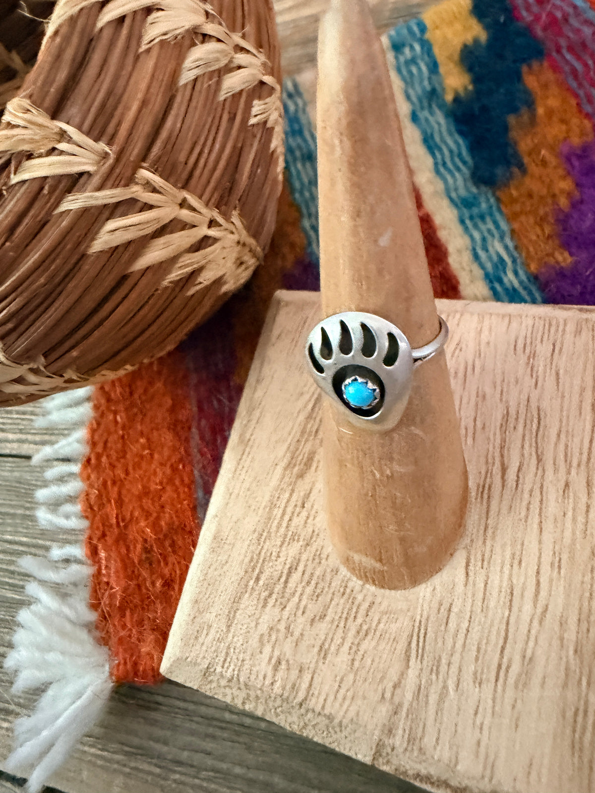 Old Pawn Handcrafted Turquoise & Sterling Silver Bear Paw Ring Size 4.75