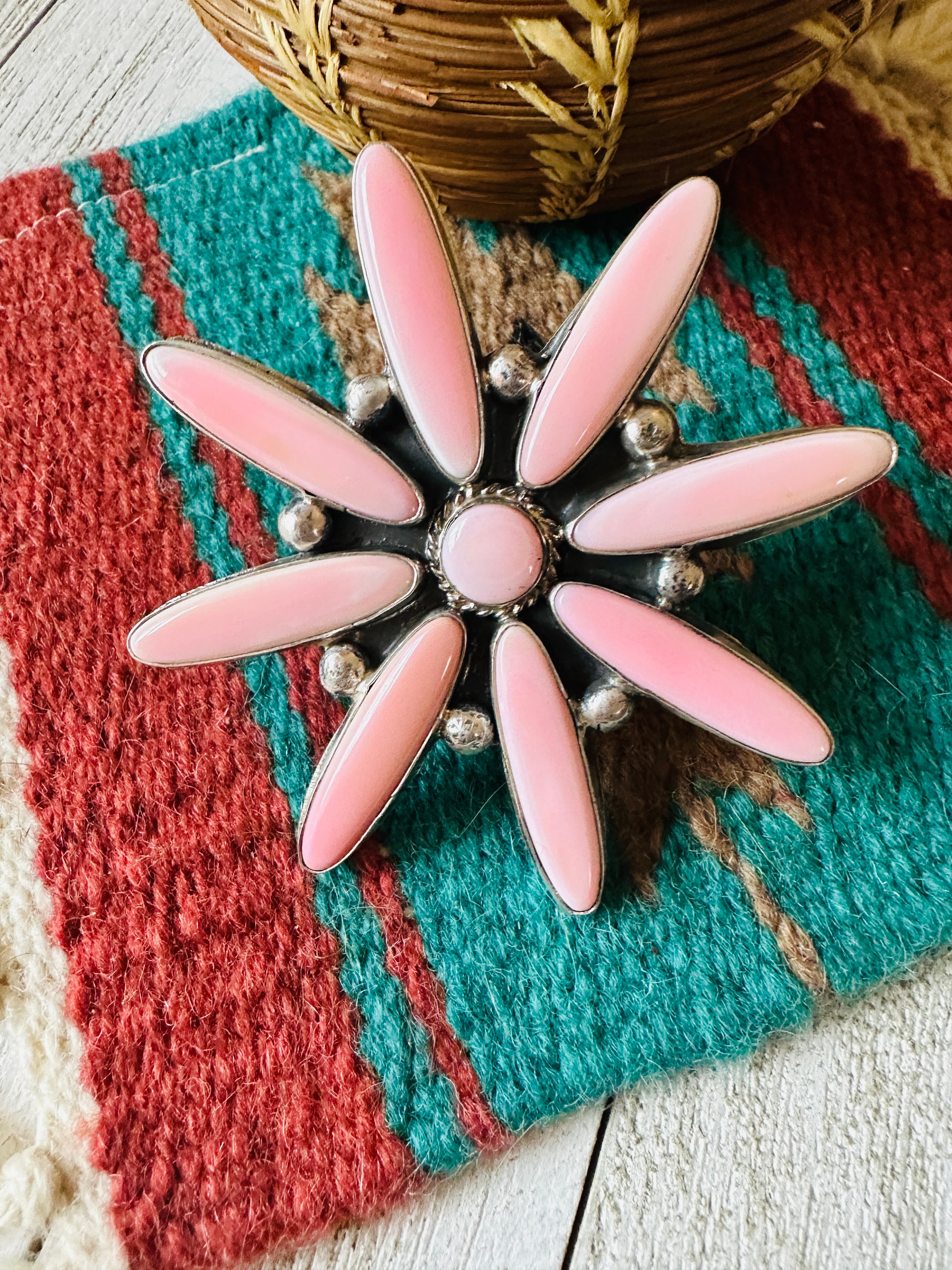 Navajo Sterling Silver & Queen Pink Conch Adjustable Flower Ring