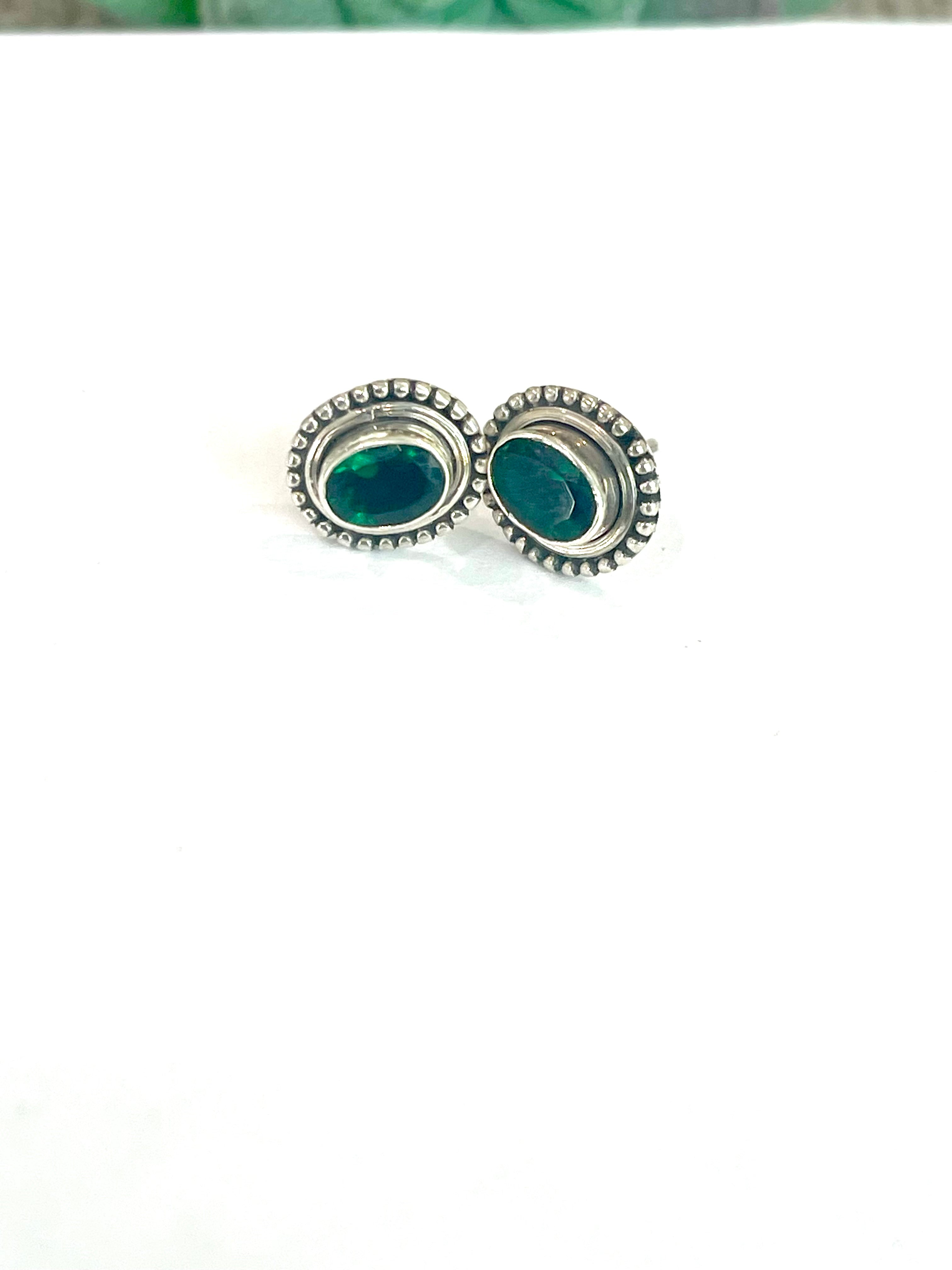 The Bijoux Vault Vintage Silver Stud Earrings