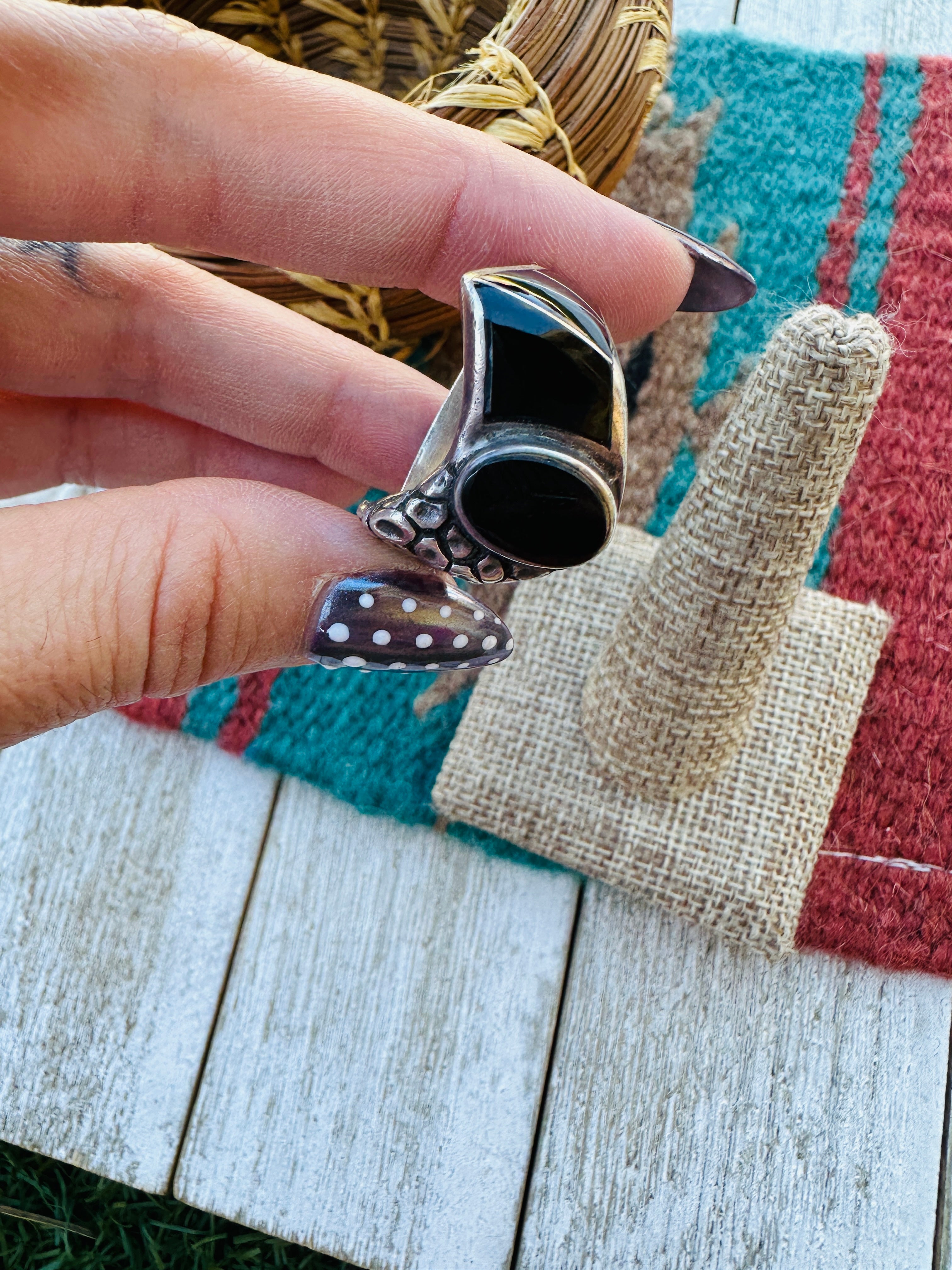 Old Pawn Handcrafted Black Onyx & Sterling Silver Inlay Ring Size 13