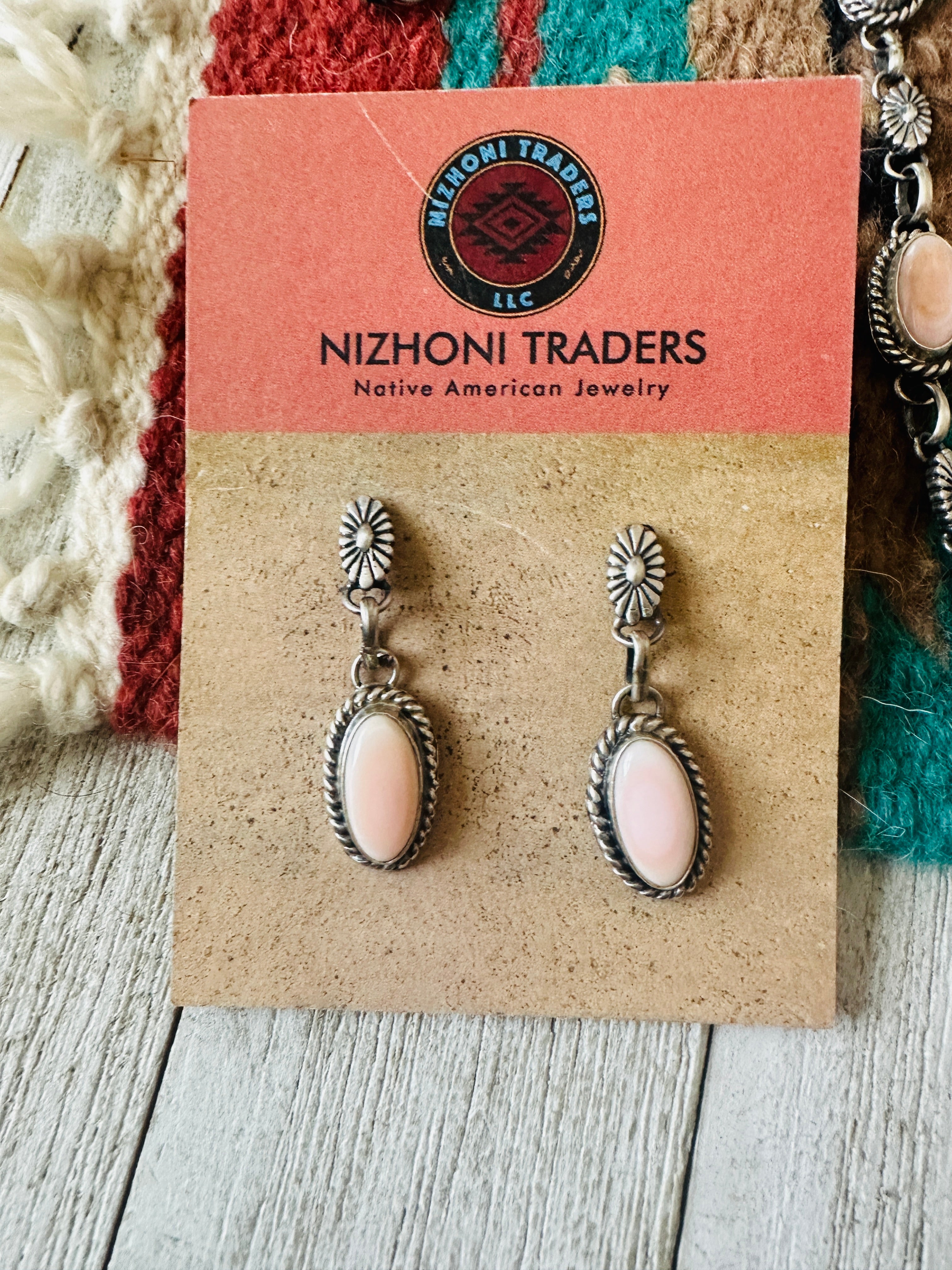 Navajo Queen Pink Conch & Sterling Silver Necklace Set