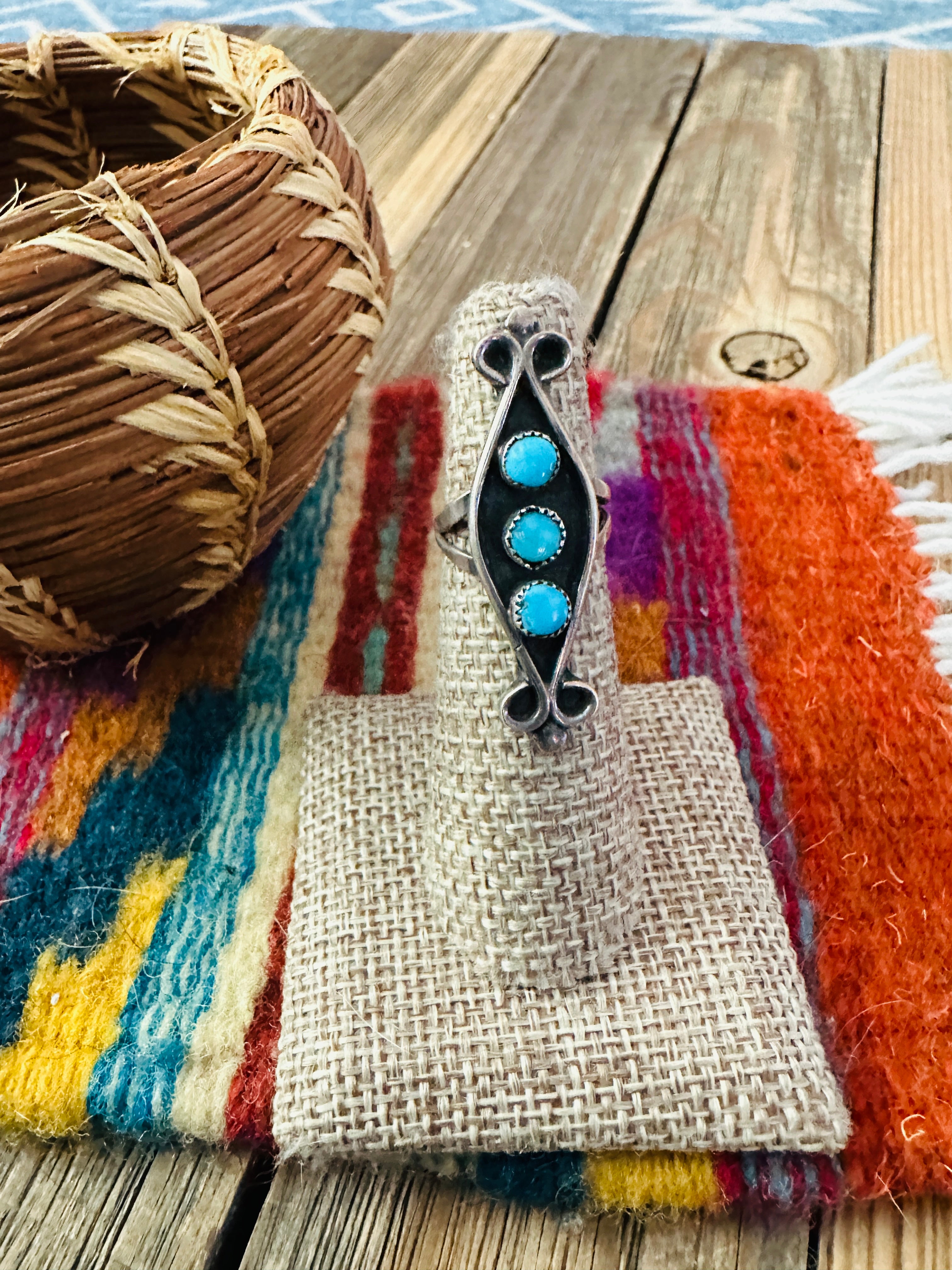 Old Pawn Handcrafted Turquoise & Sterling Silver Shadowbox Ring Size 4.5