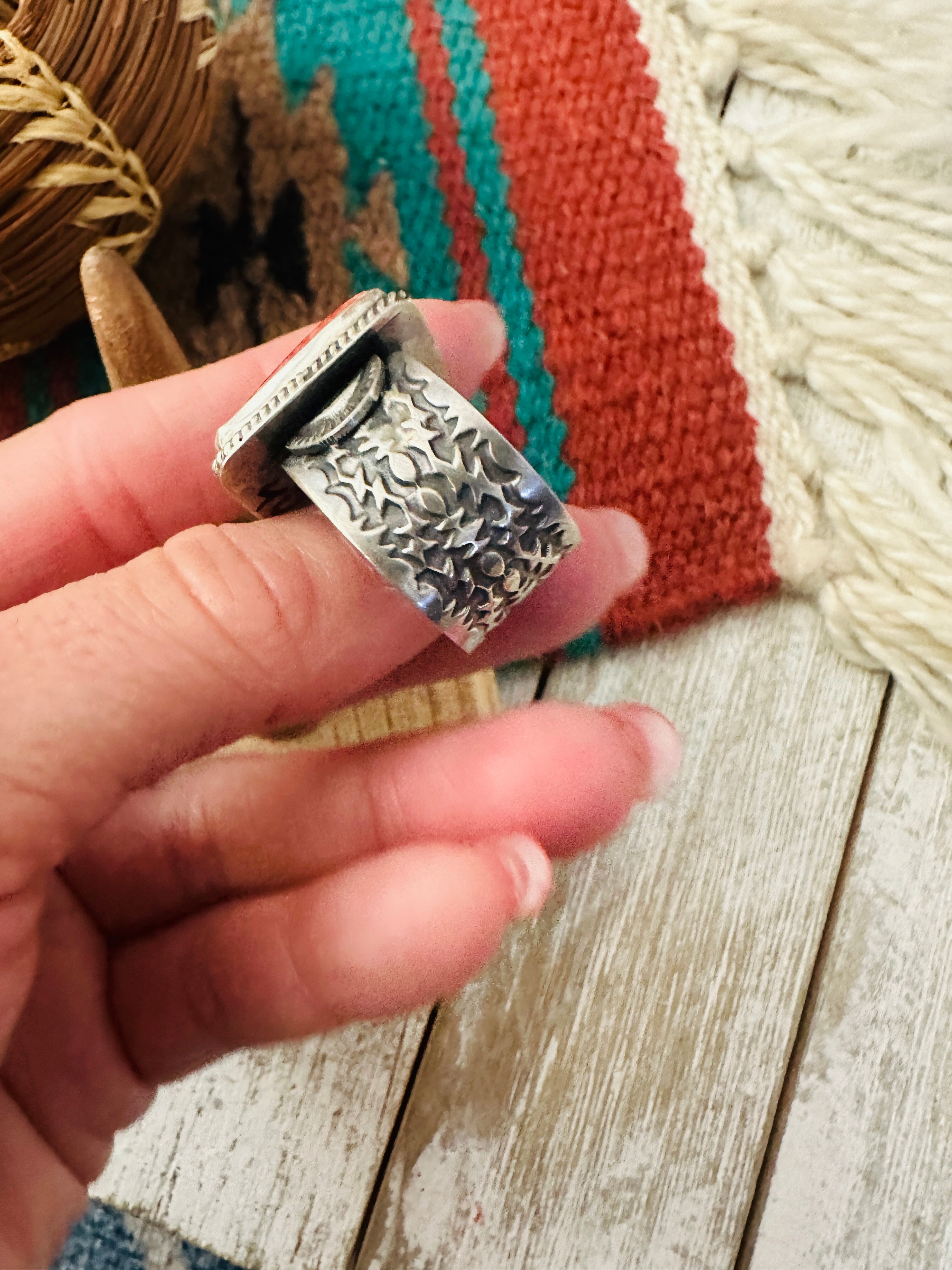 Navajo Sterling Silver & Spiny Oyster Cigar Band Ring Size 9.5