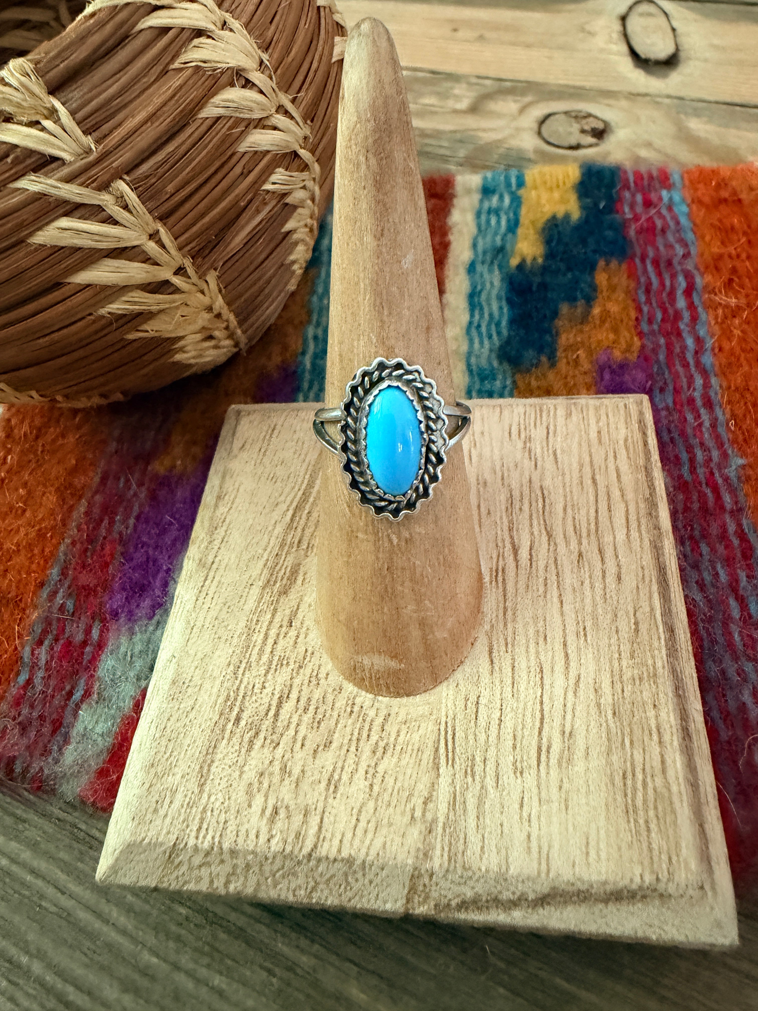 Old Pawn Handcrafted Turquoise & Sterling Silver Ring Size 5.5