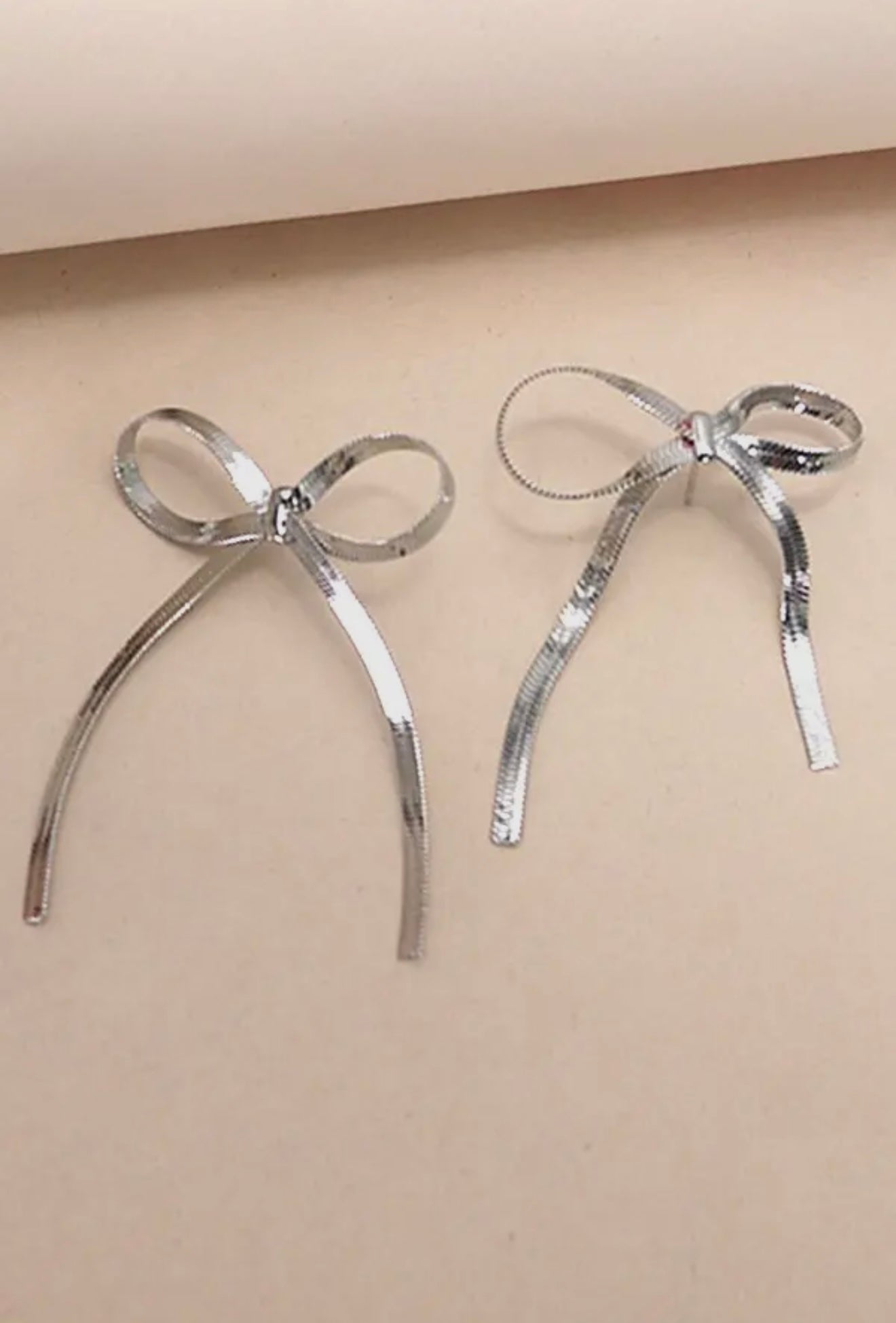 The Golden Collection Handmade BOW Silver Plated Earrings SHORTER STYLE Leslies Fav