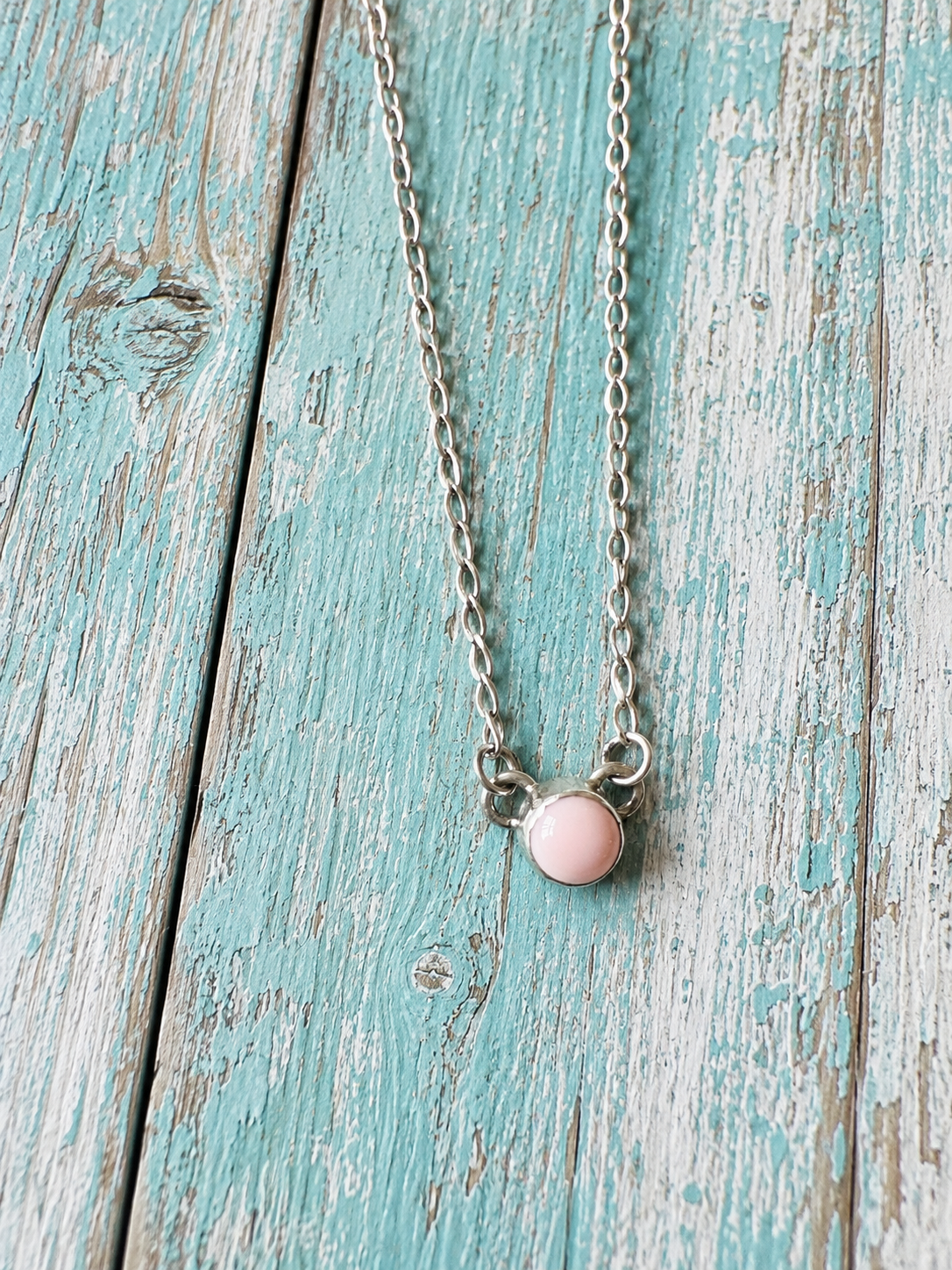 Handcrafted Sterling Silver & Queen Pink Conch Dot Necklace