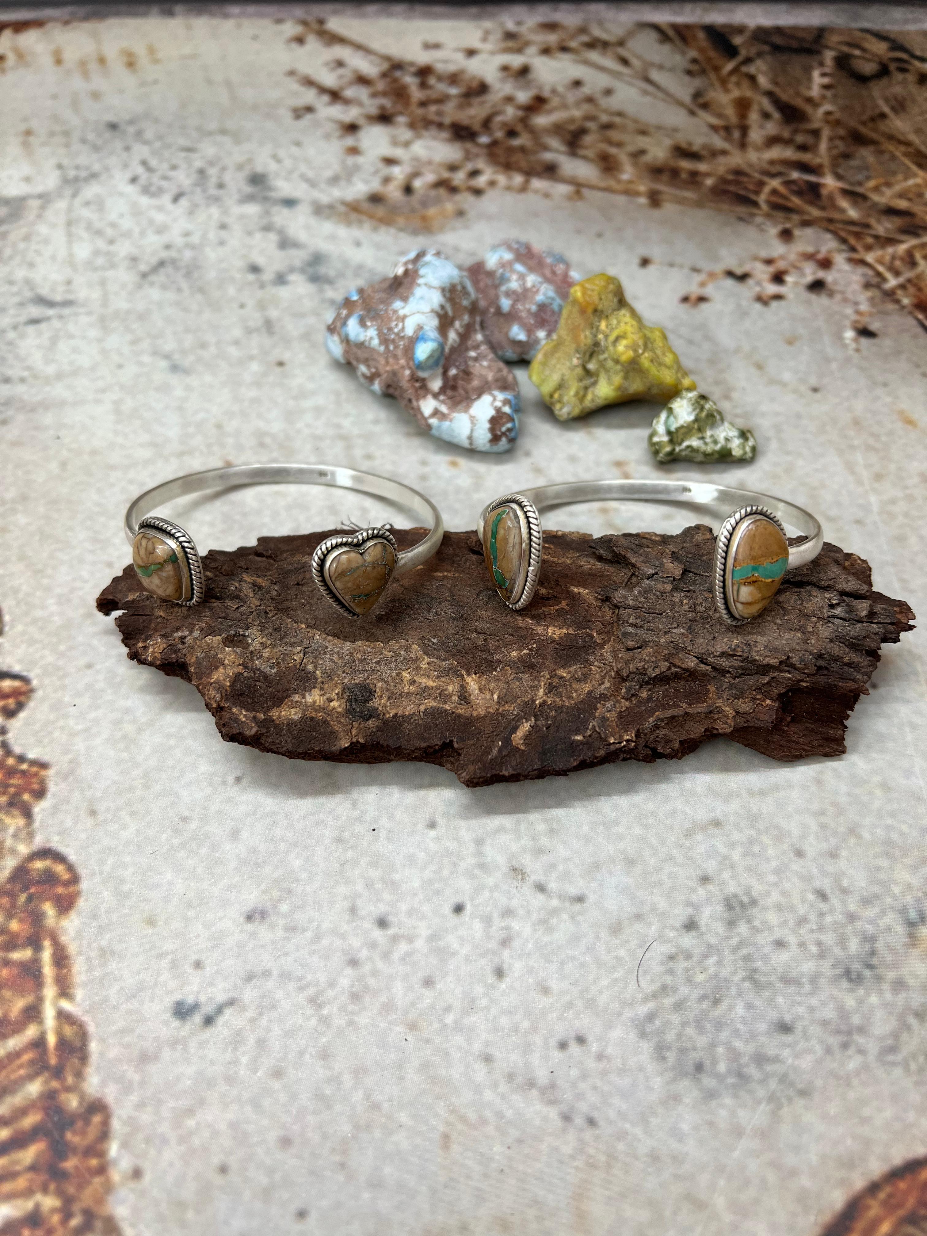 Handmade Sterling Silver Royston Ribbon Turquoise Bracelet with Signed Nizhoni